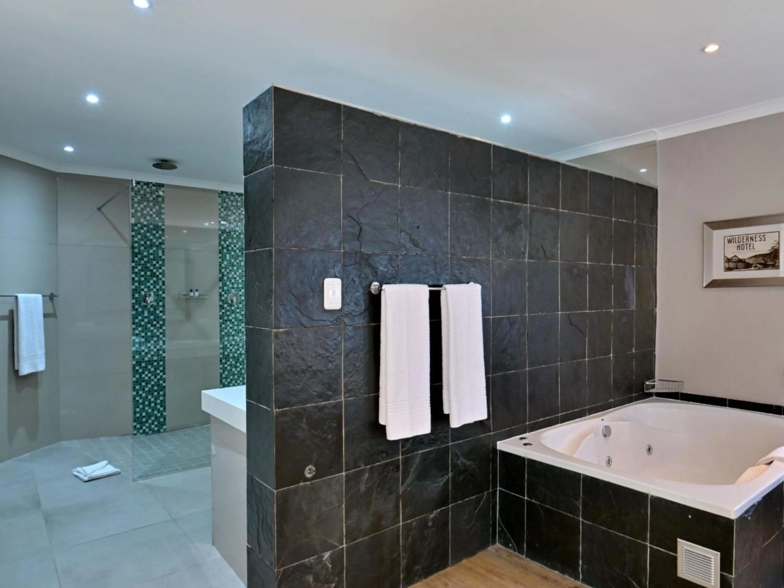 Shower in ANEW Resort Wilderness Garden Route