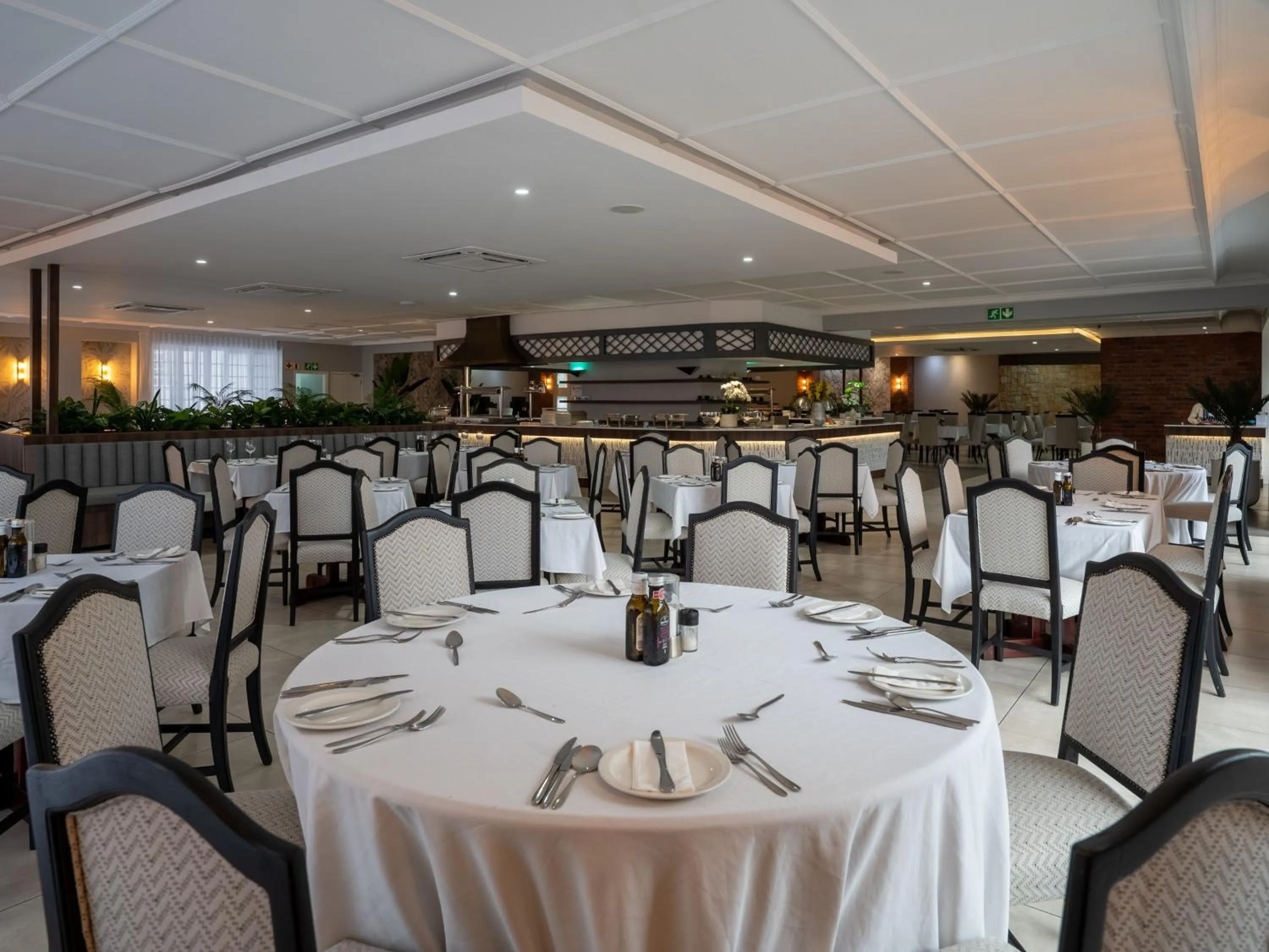 Restaurant/places to eat in ANEW Resort Wilderness Garden Route