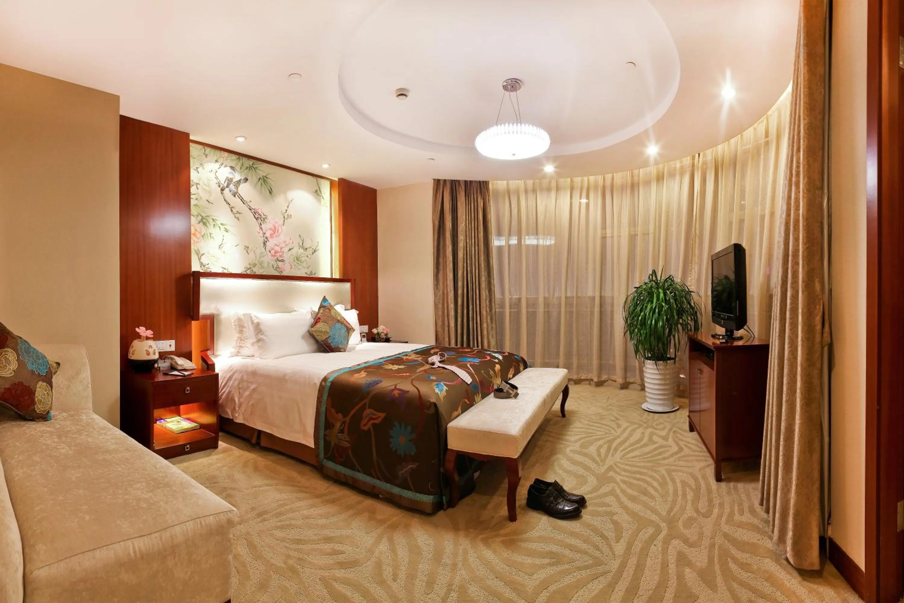 Bedroom, Room Photo in Landison Plaza International Hotel