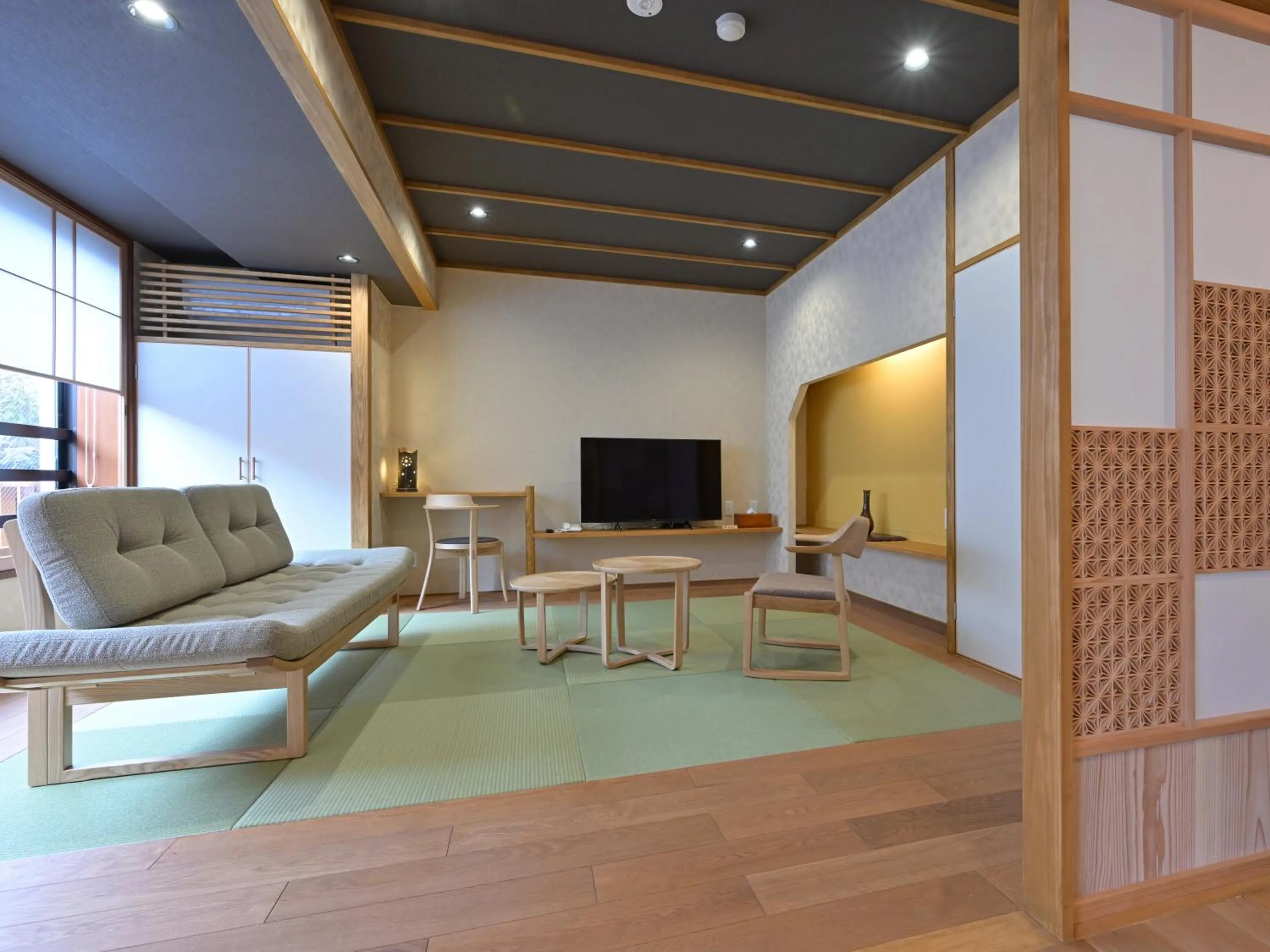 Photo of the whole room in Ryokan Tamura