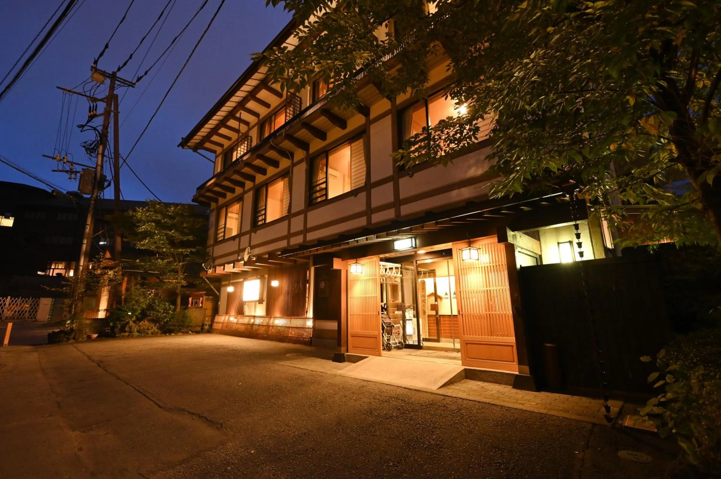 Facade/entrance in Ryokan Tamura