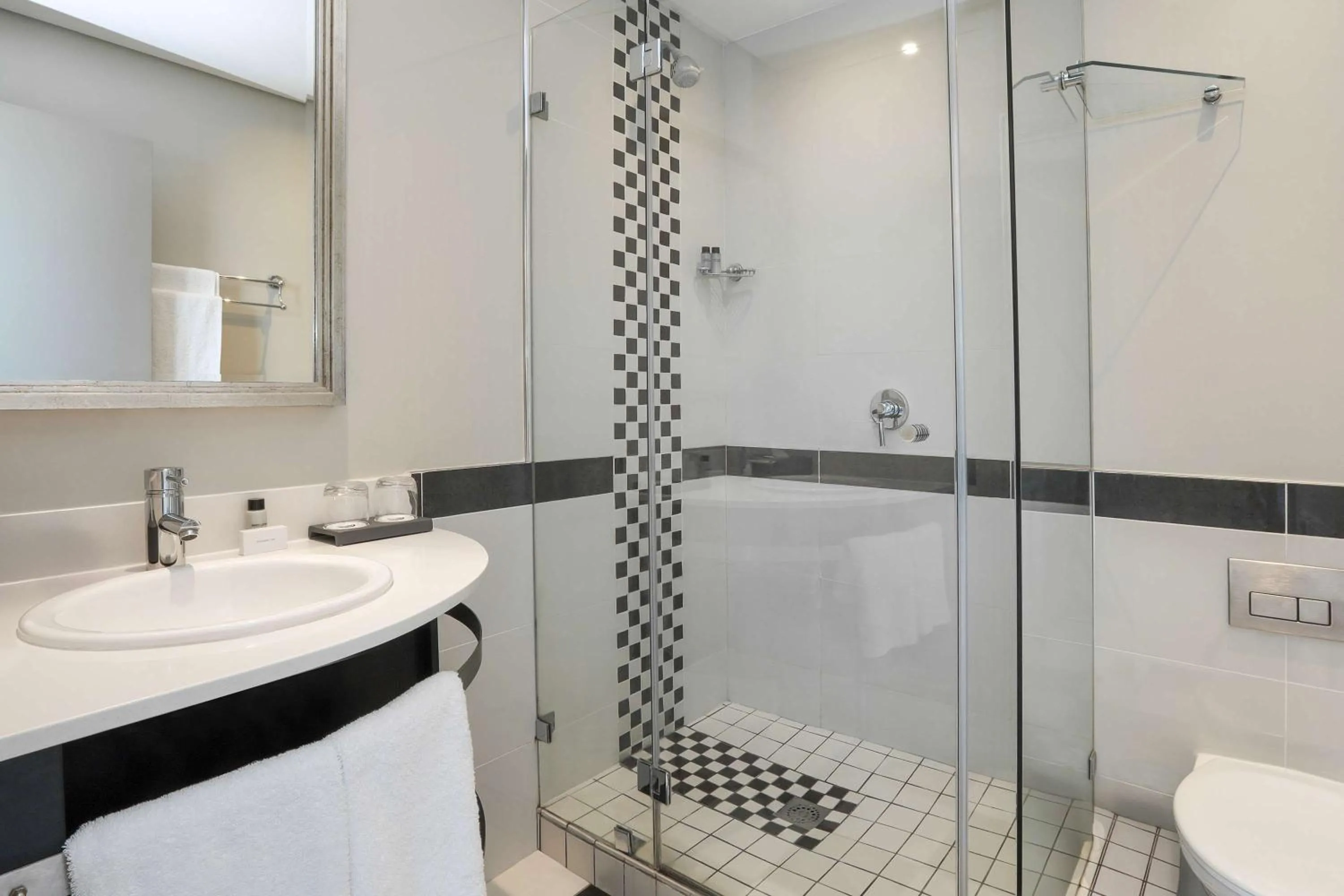 Bathroom in Southern Sun The Marine