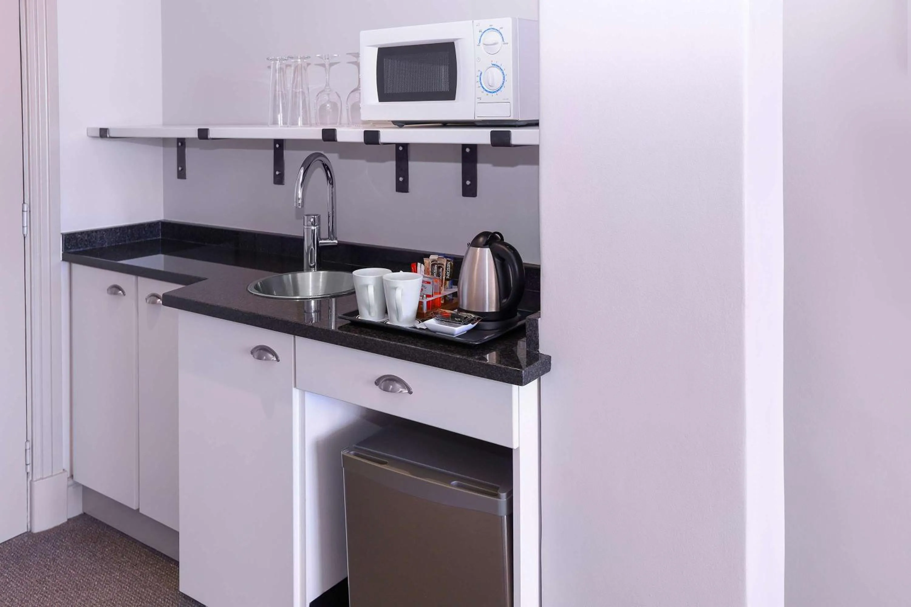 Bedroom in Southern Sun The Marine