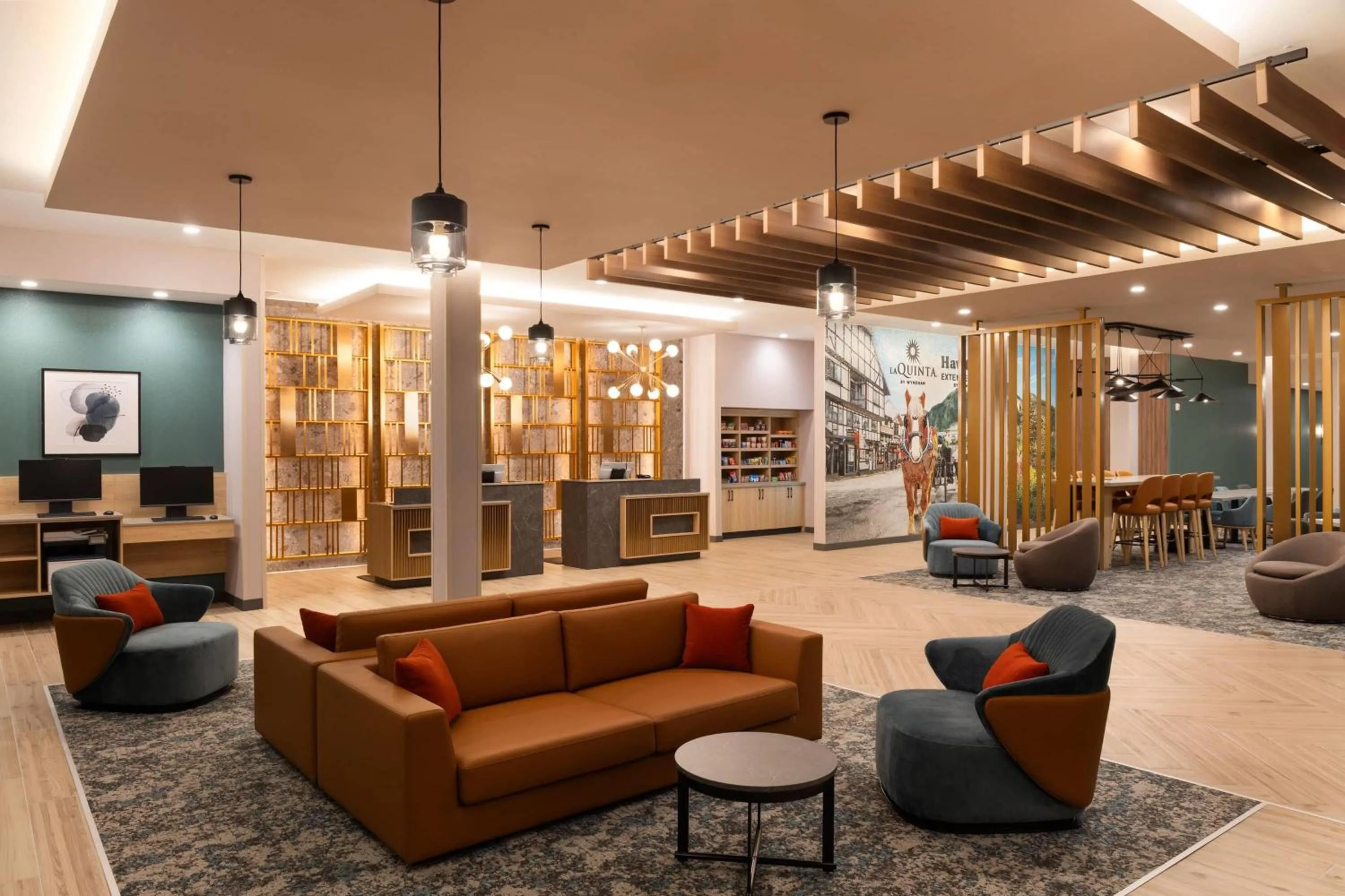 Lobby or reception in Hawthorn Extended Stay by Wyndham Leavenworth