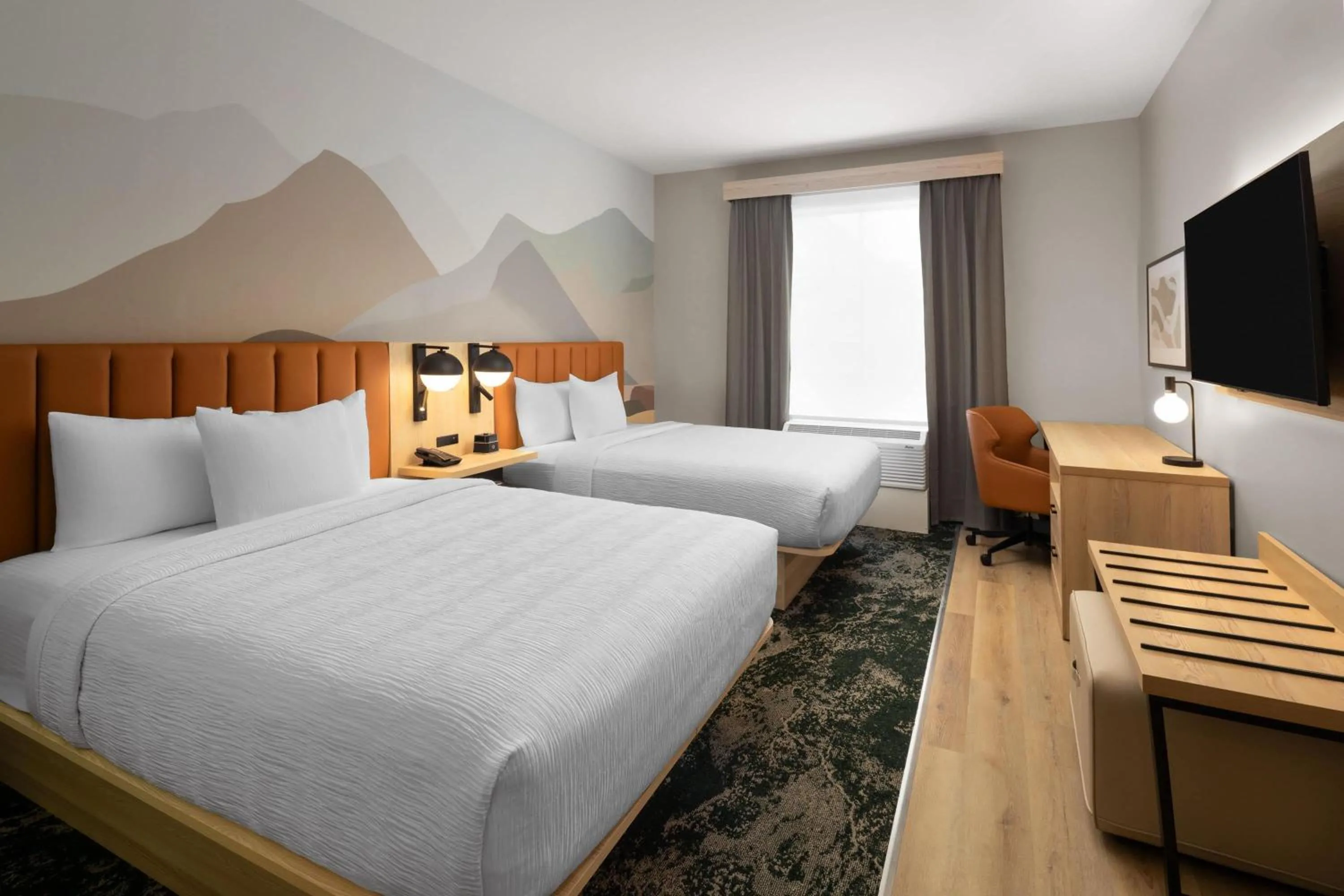 Queen Room - Hearing Accessible/Non-Smoking in La Quinta Inn and Suites by Wyndham Leavenworth