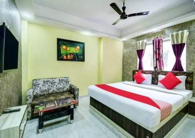Bedroom, Bed in Hotel O by OYO Paradise Guest House