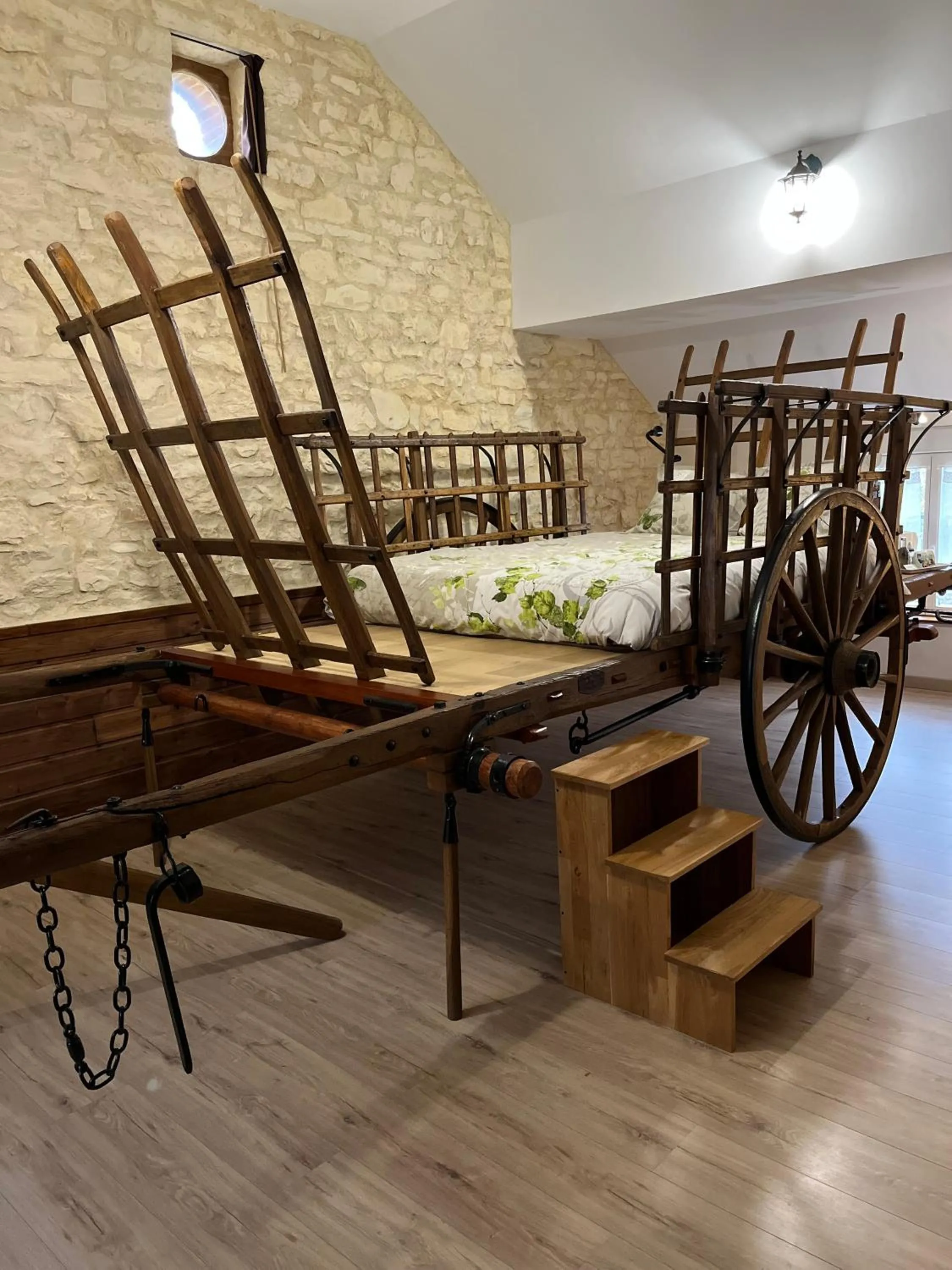 Bedroom in La Fauconnière