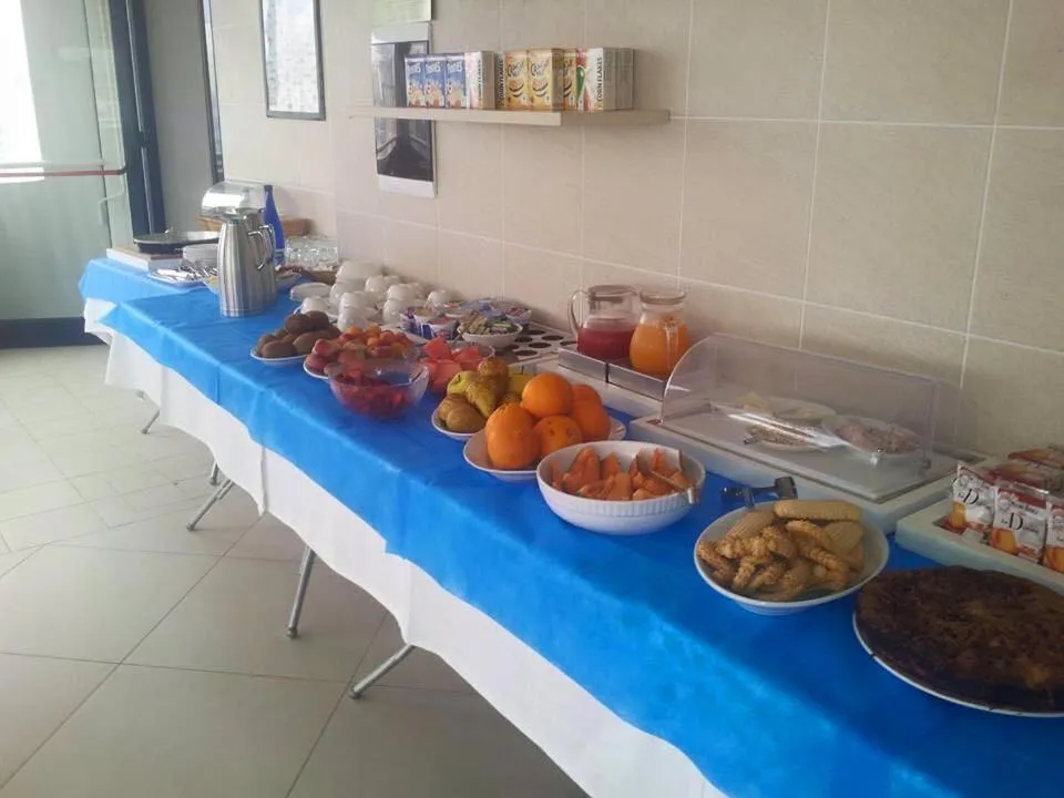 Buffet breakfast in Hotel Celeste