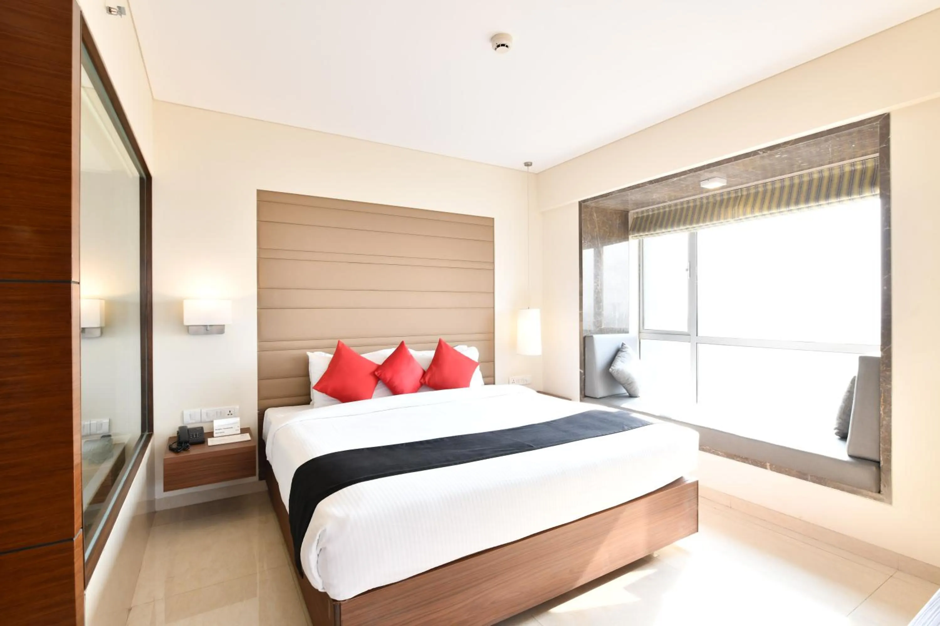 Bedroom, Bed in Krishna Palace Hotel - Ambernath