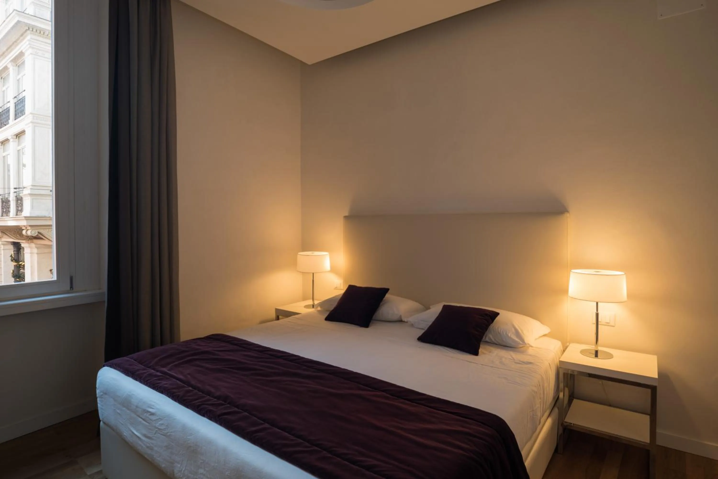 Photo of the whole room, Bed in Trevi Elite Rome