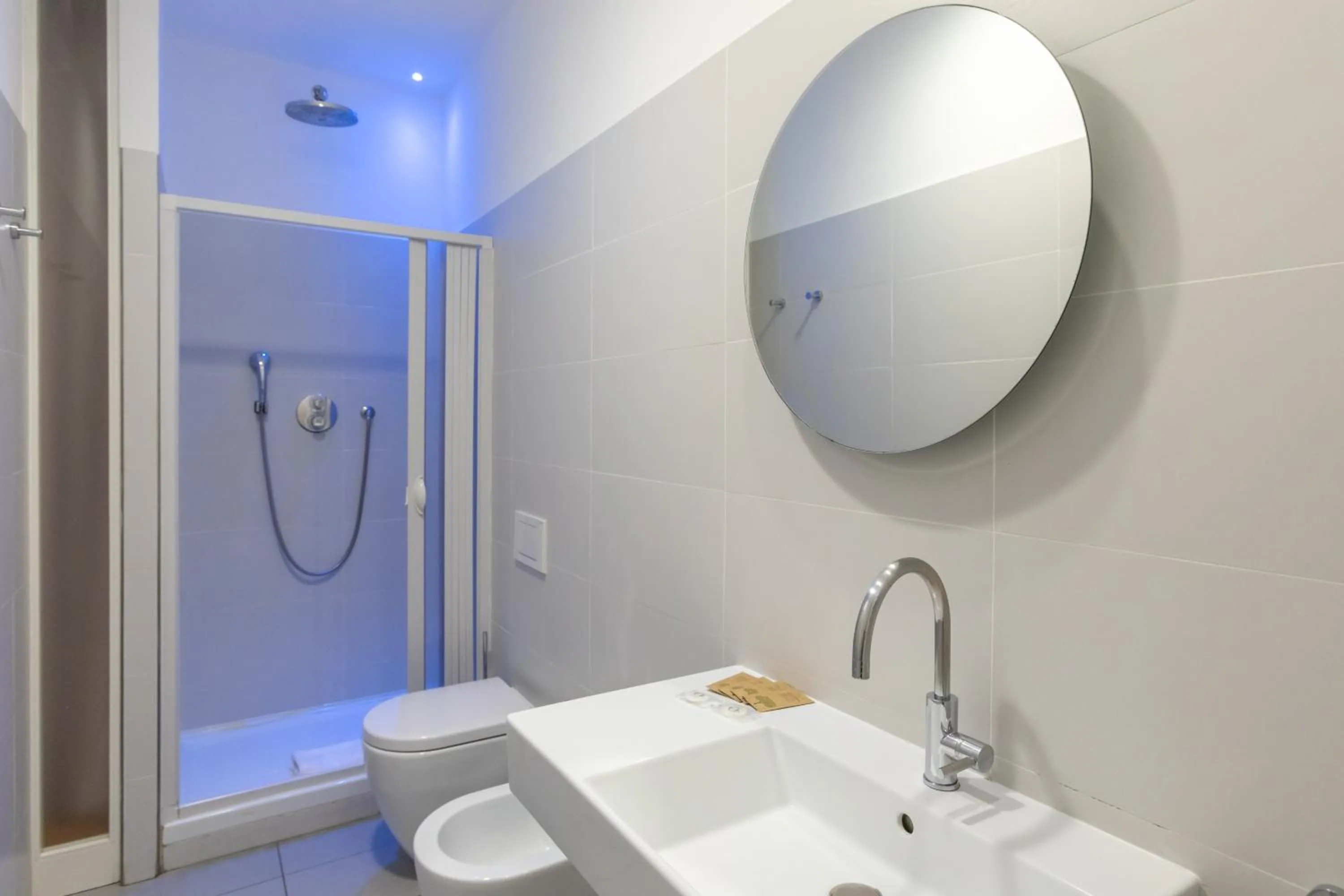 Bathroom in Trevi Elite Rome