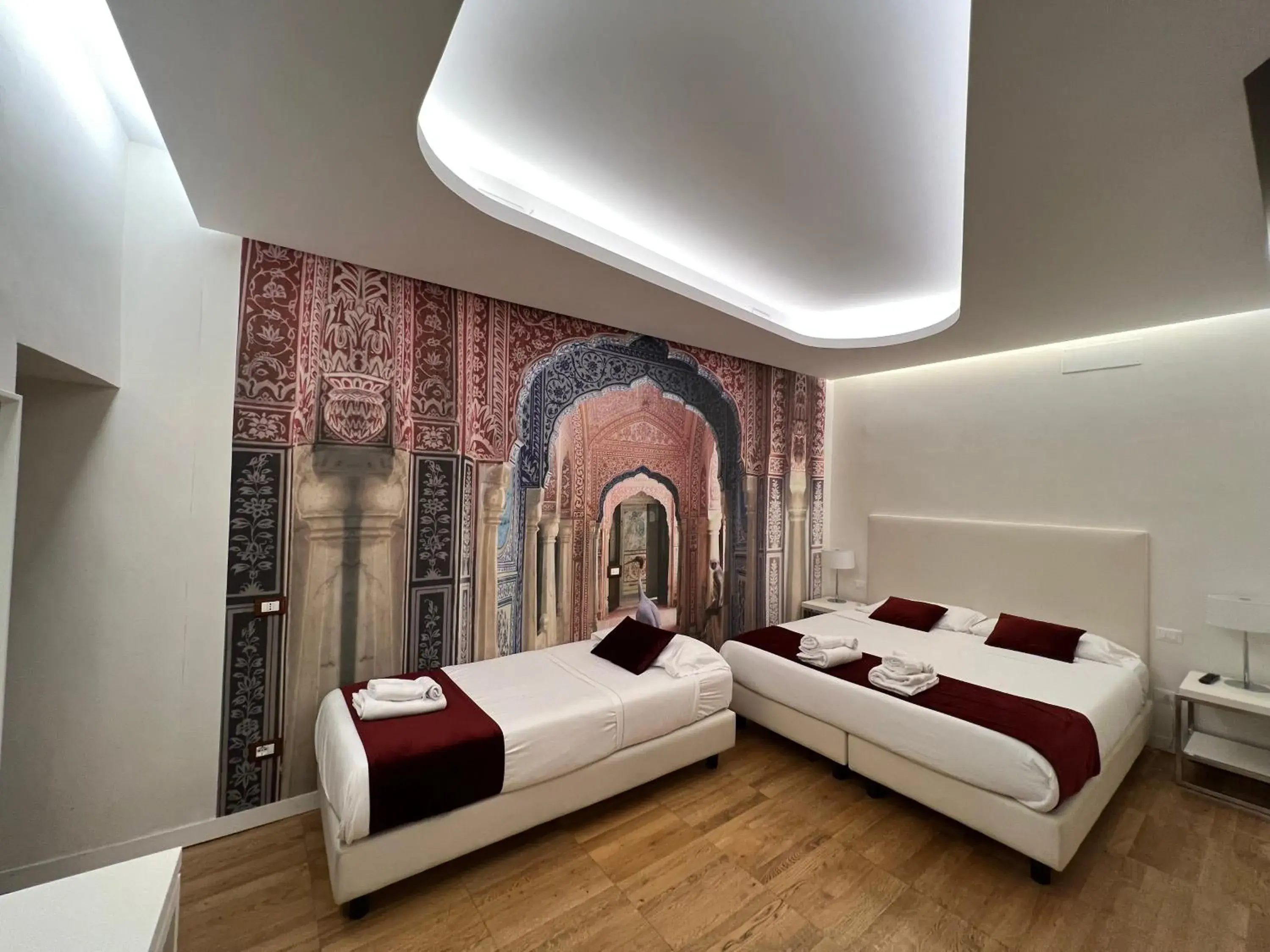 Deluxe Triple Room in Trevi Elite Rome Deluxe Triple Room in Trevi Elite Rome