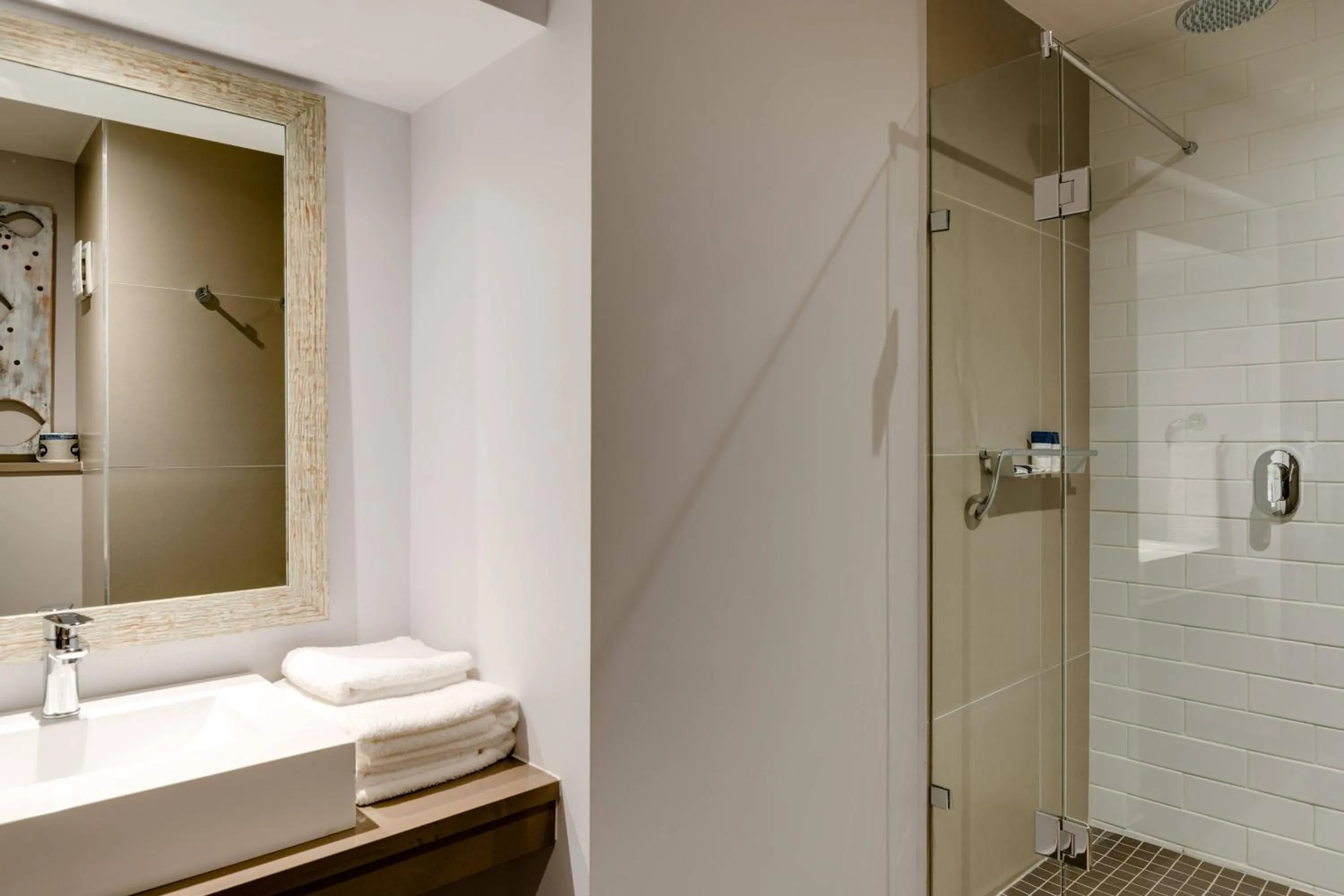 Bathroom in Protea Hotel by Marriott Cape Town Sea Point