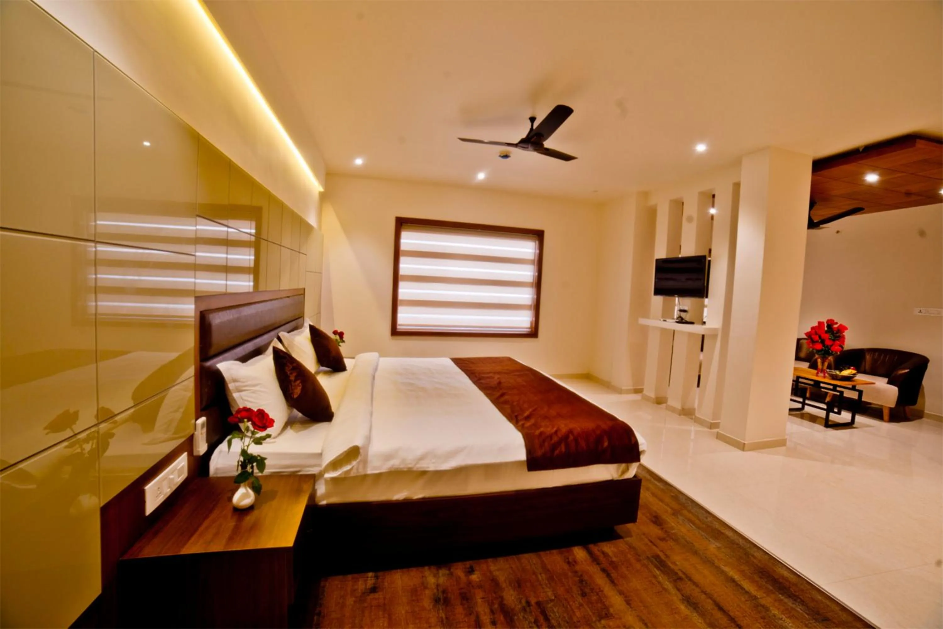 Photo of the whole room, Bed in Wild Saga