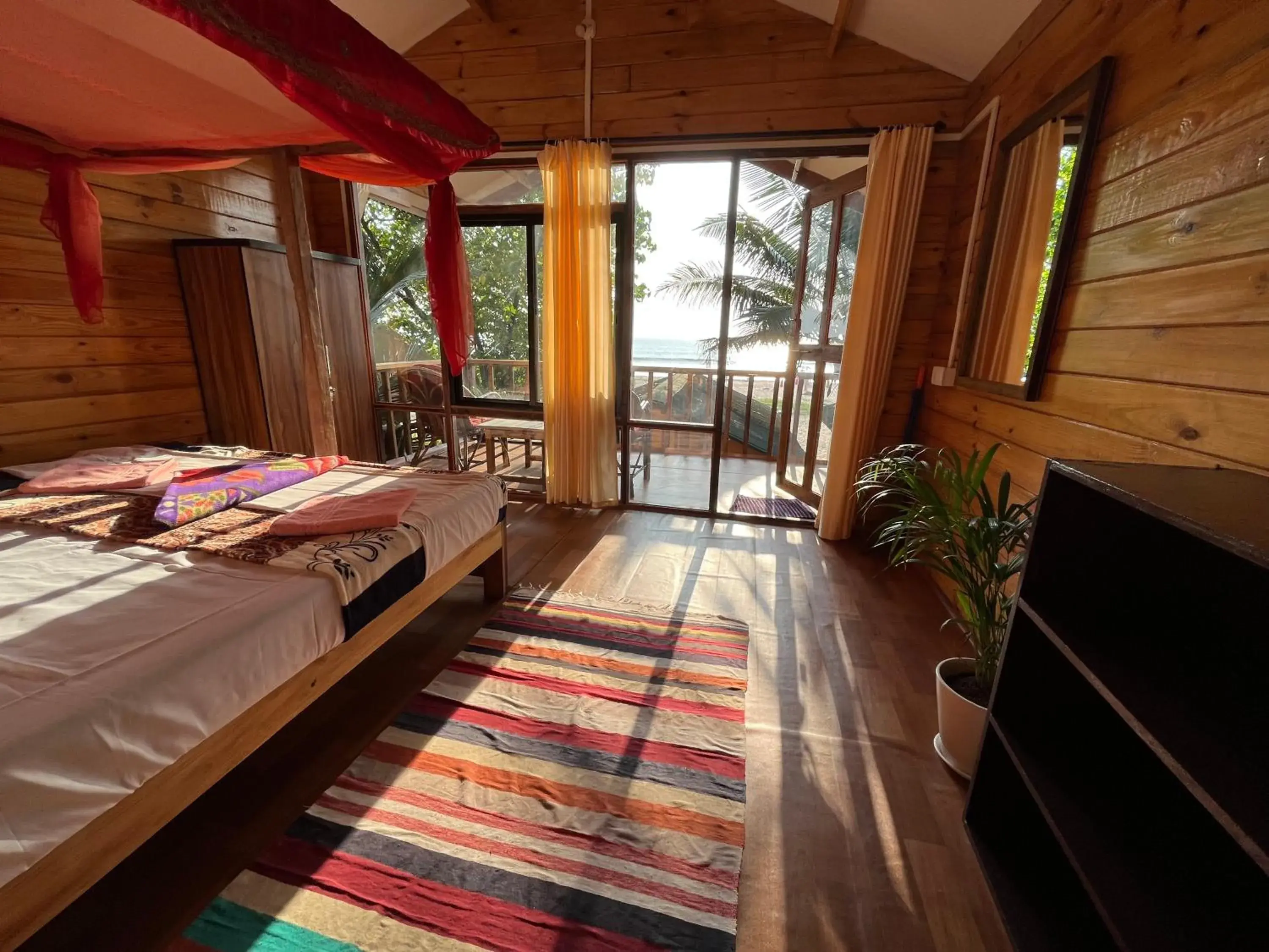 Photo of the whole room, Bed in Sonho do Mar Photo of the whole room, Bed in Sonho do Mar