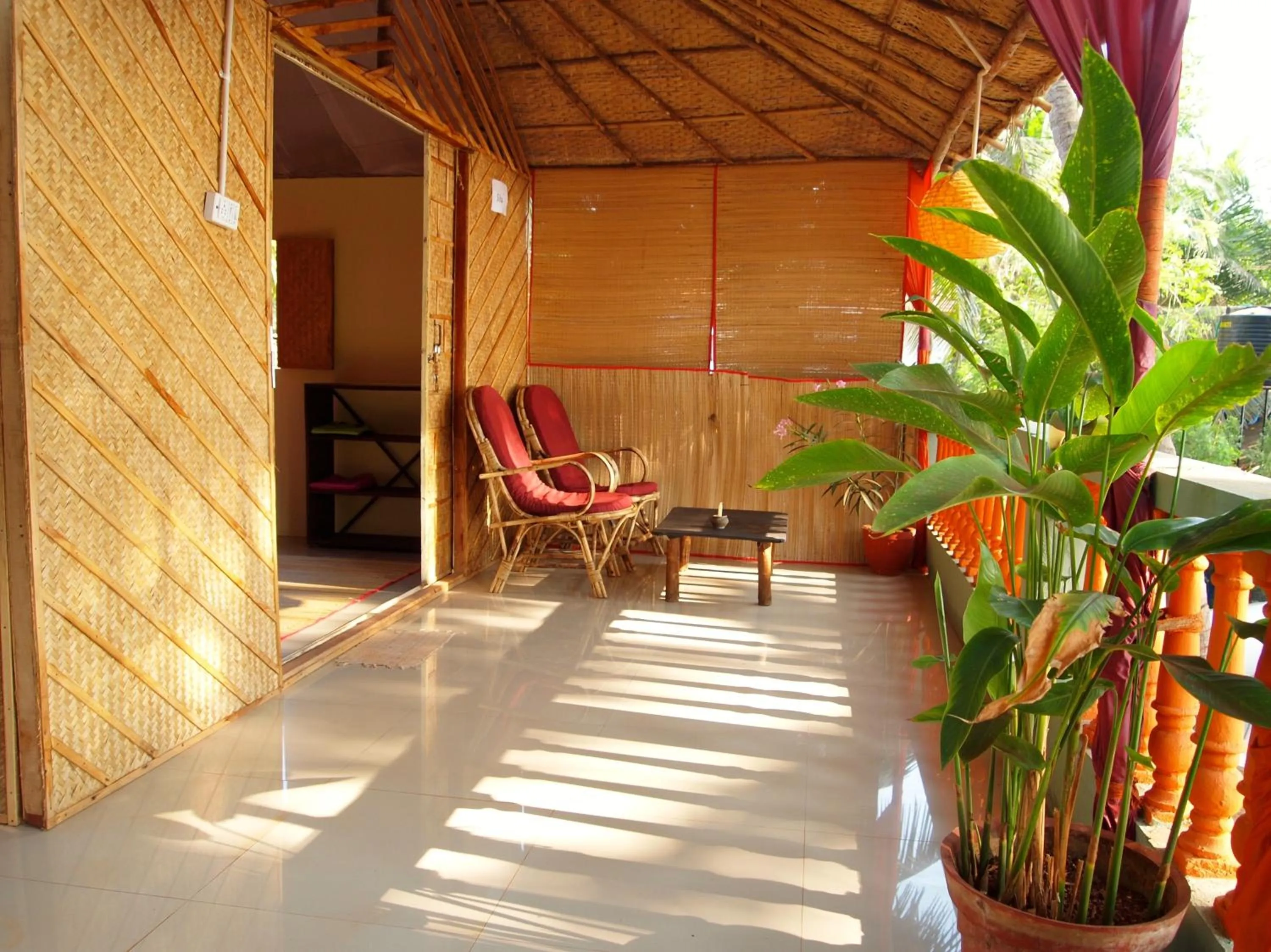 Double Room with Balcony (2 Adults + 1 Child) in Sonho do Mar