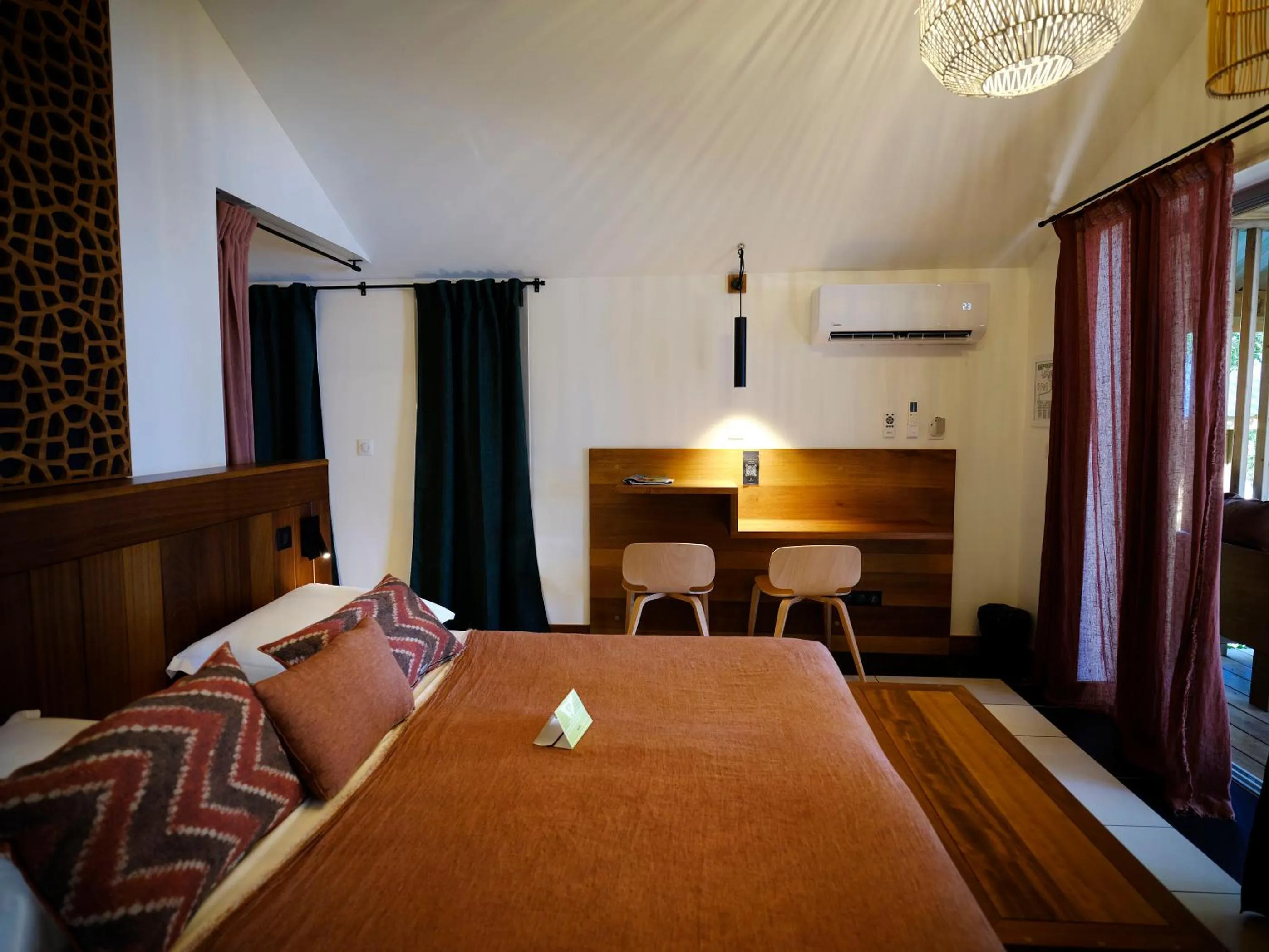 Bed in Le Jardin Maore