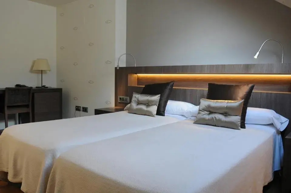 Twin Room - single occupancy in Albergue Guiana Twin Room - single occupancy in Albergue Guiana