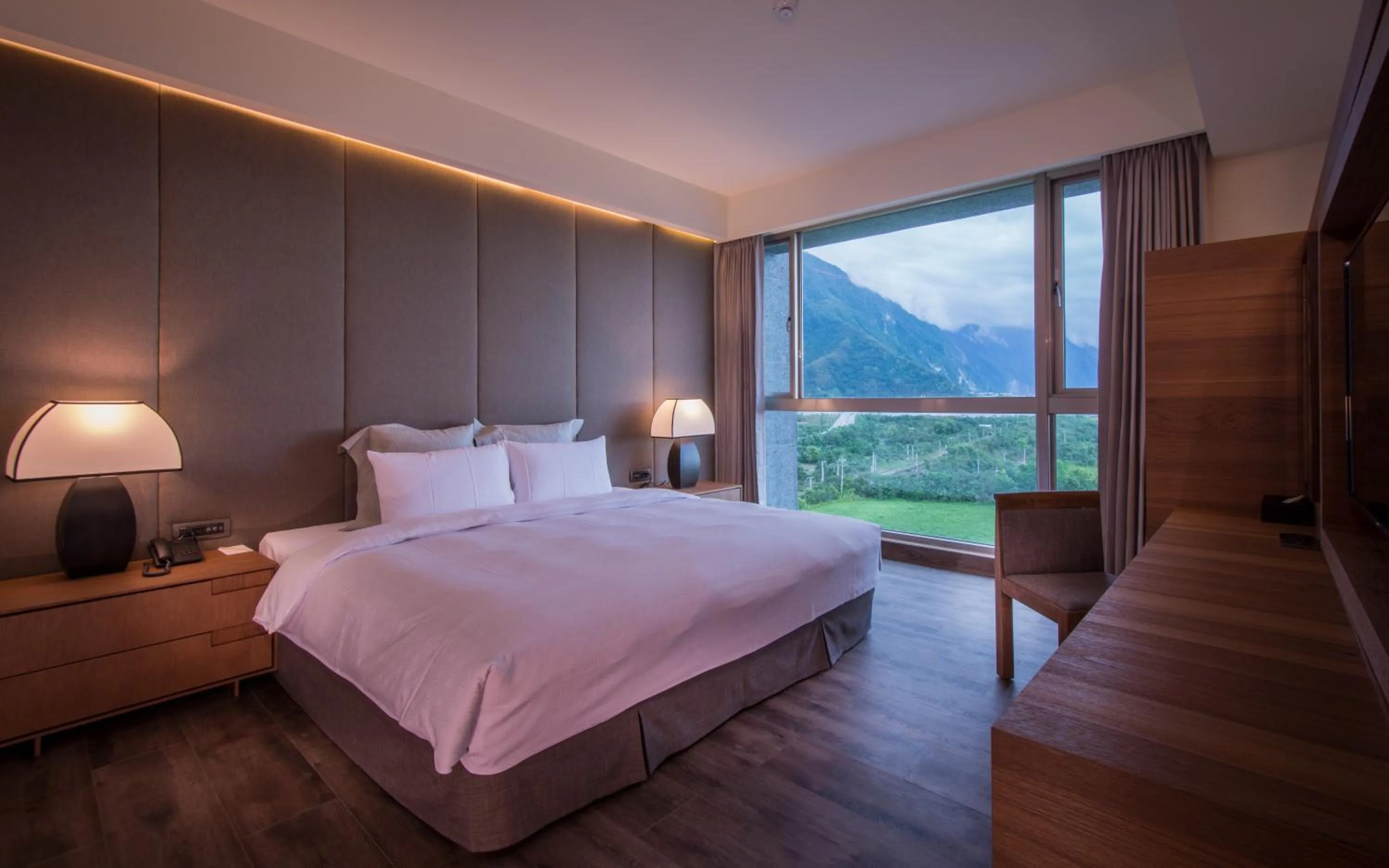 Day, Bed in Taroko Liiko Hotels