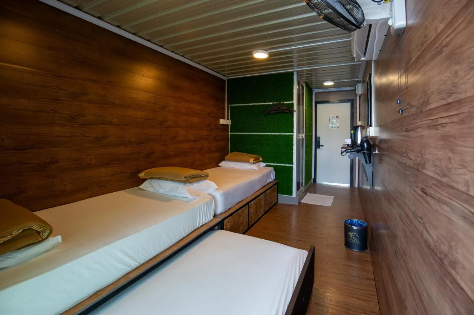 Photo of the whole room in Paya Debloc Village