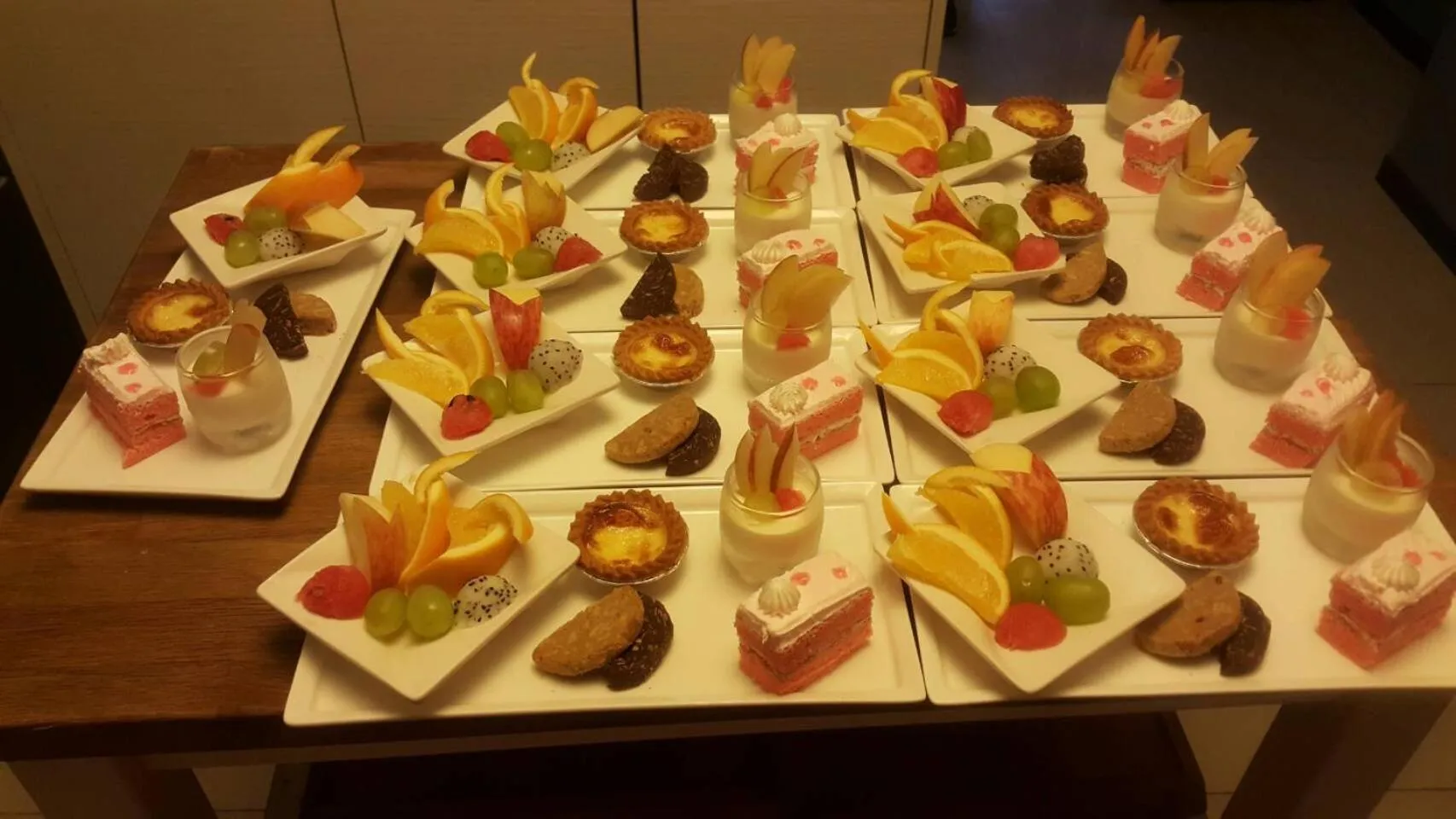 Breakfast in Grand Allevia Villa