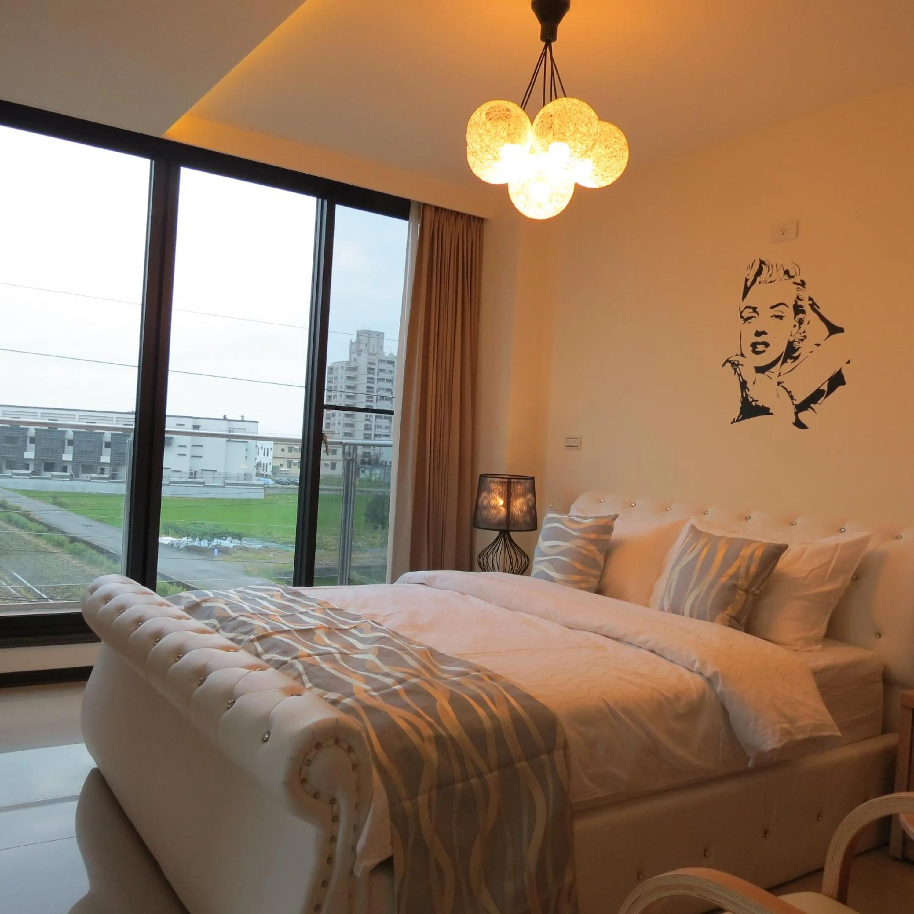 Street view, Bed in Grand Allevia Villa