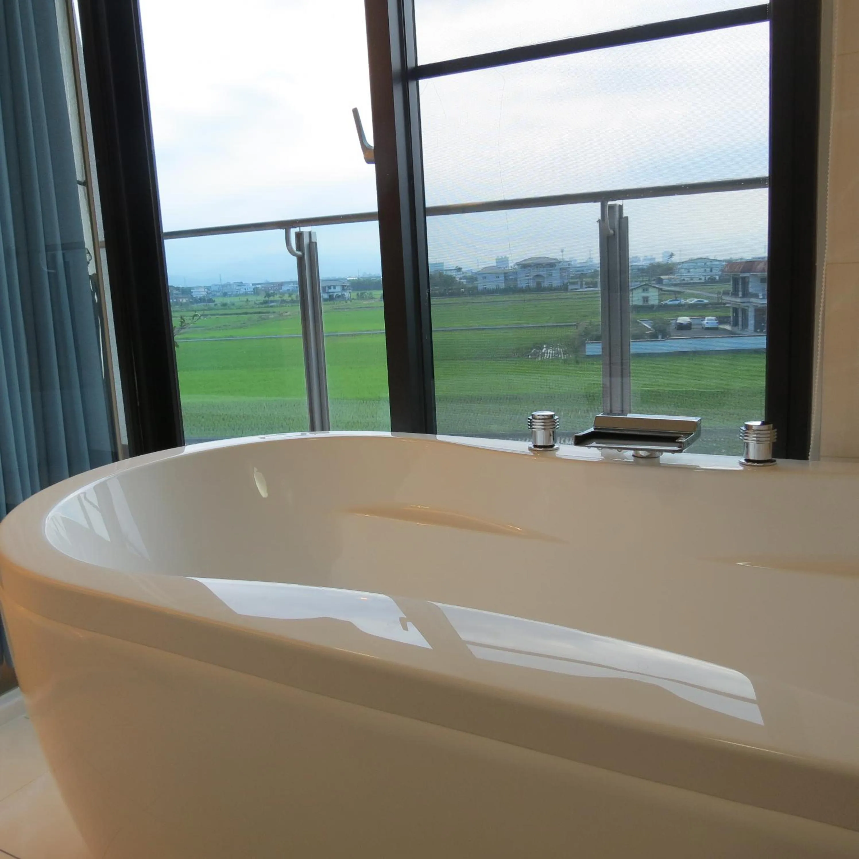 Bath in Grand Allevia Villa