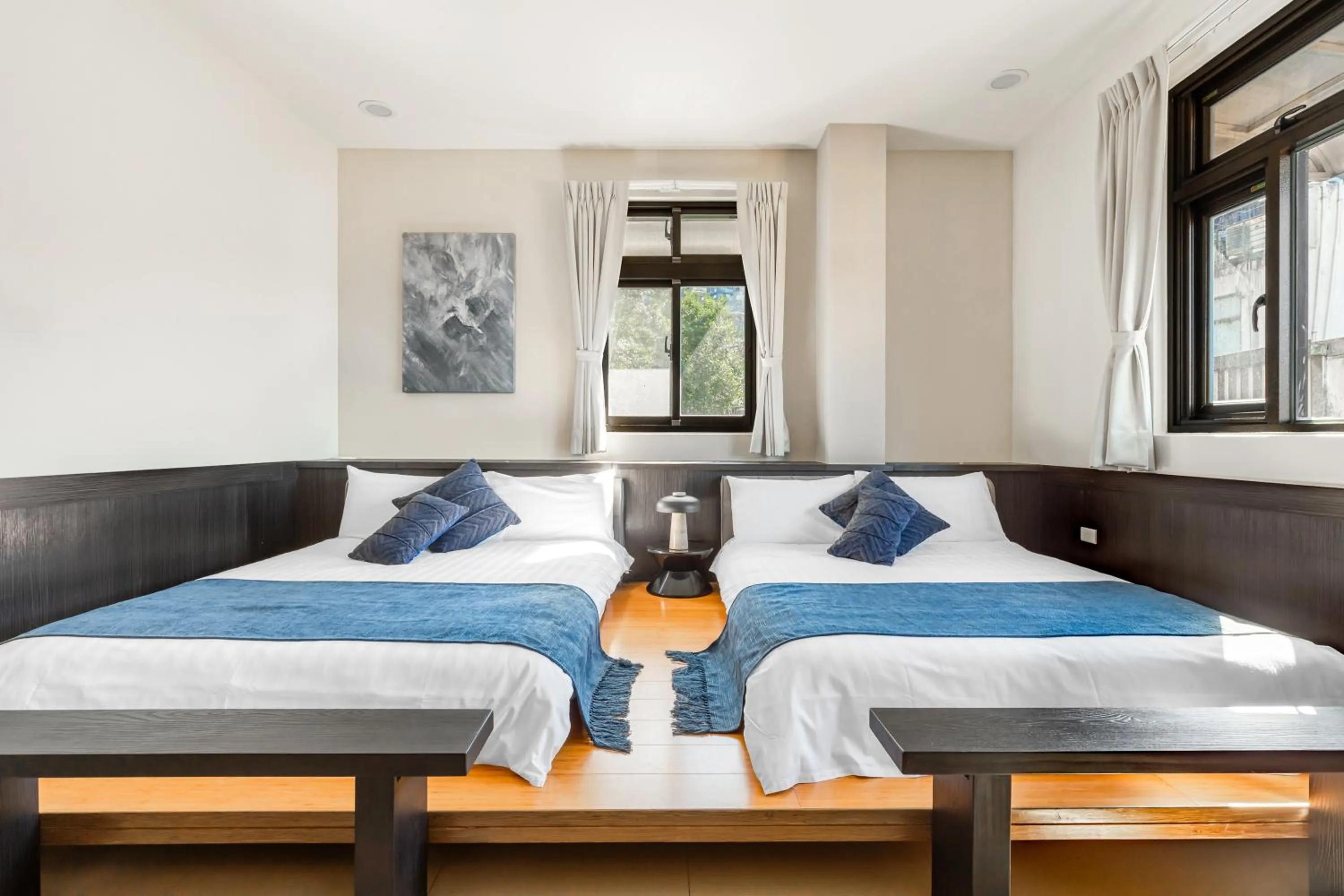 Photo of the whole room, Bed in Harmony Smart Stay