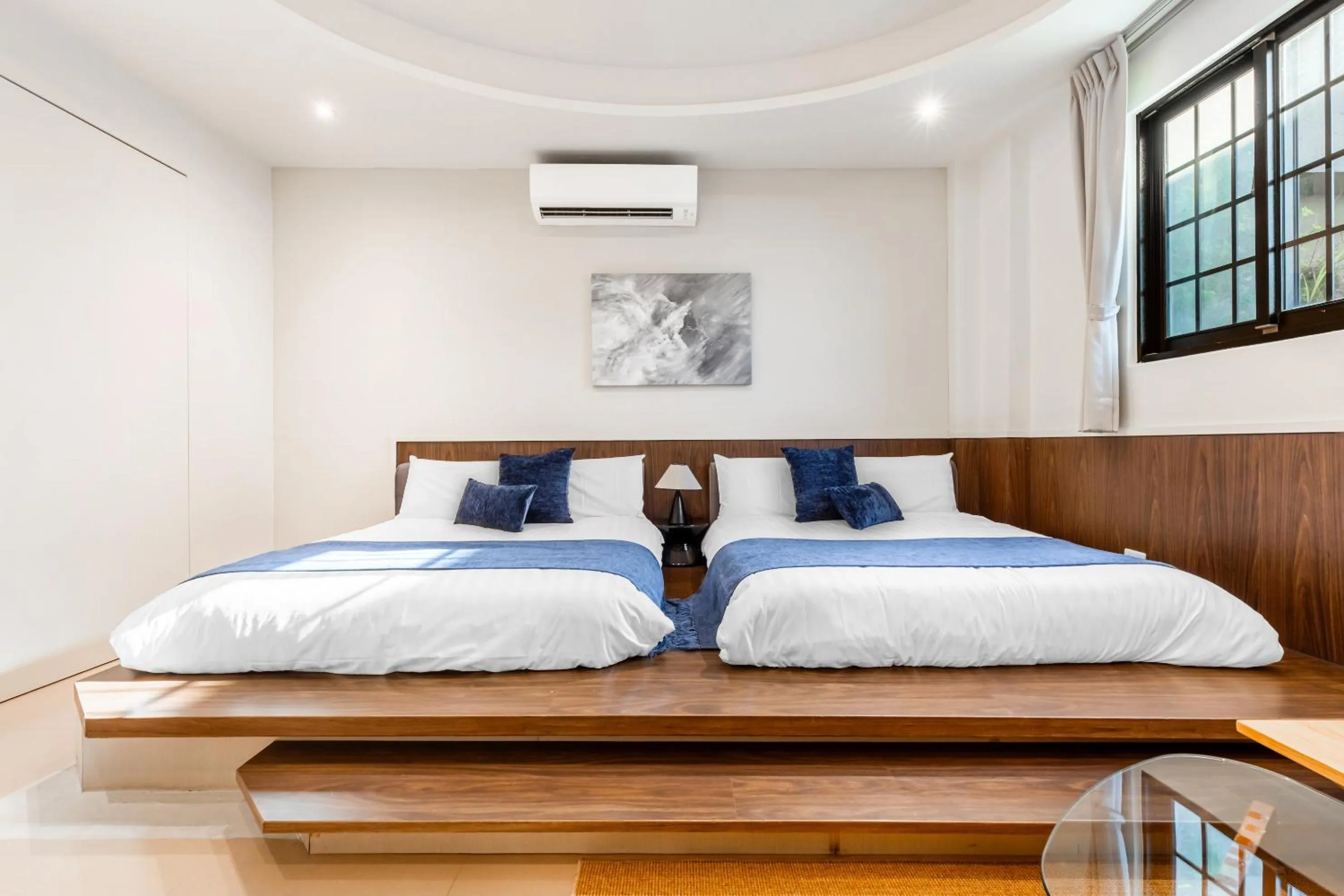 Photo of the whole room, Bed in Harmony Smart Stay