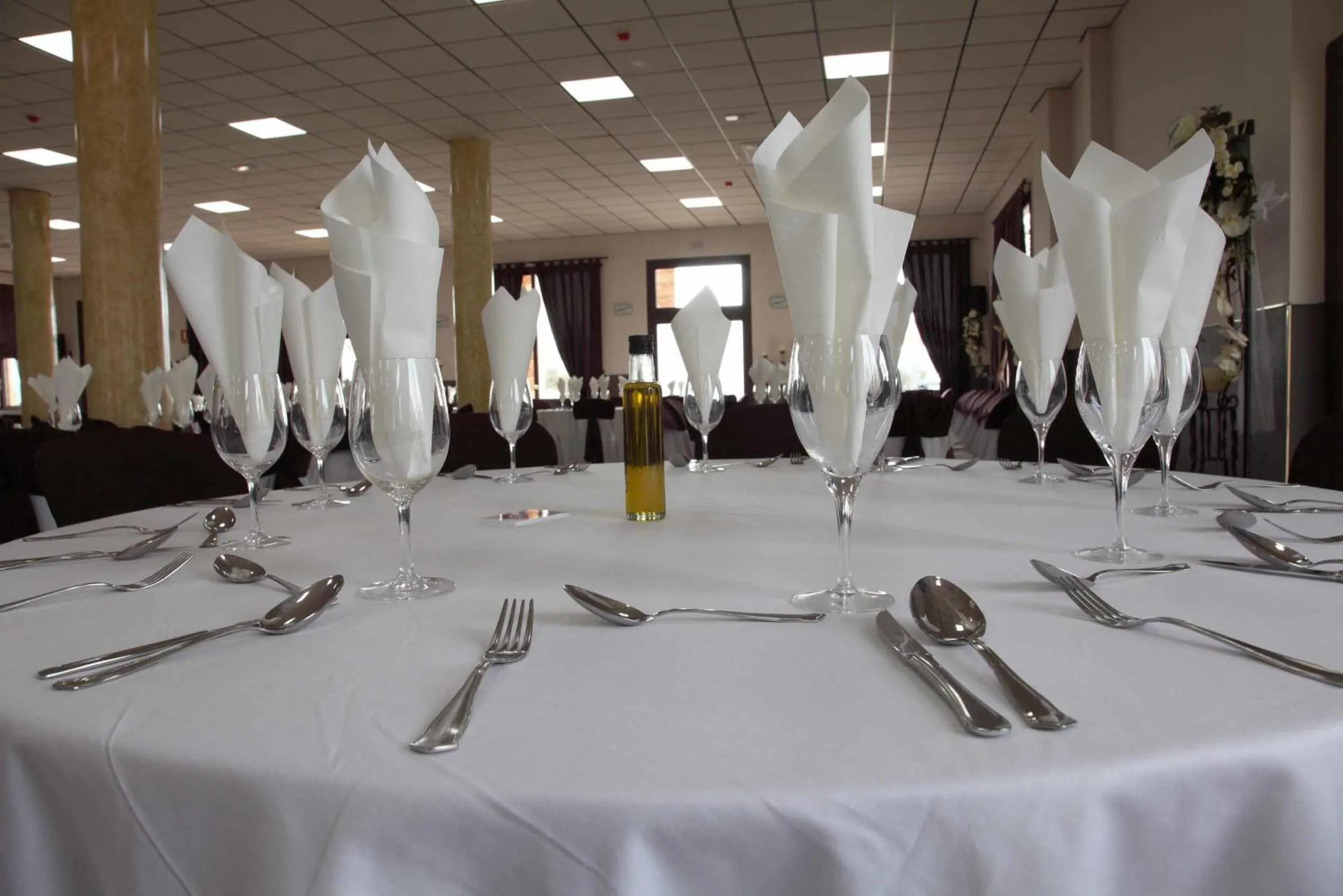 Restaurant/places to eat in Hotel Lorenzo