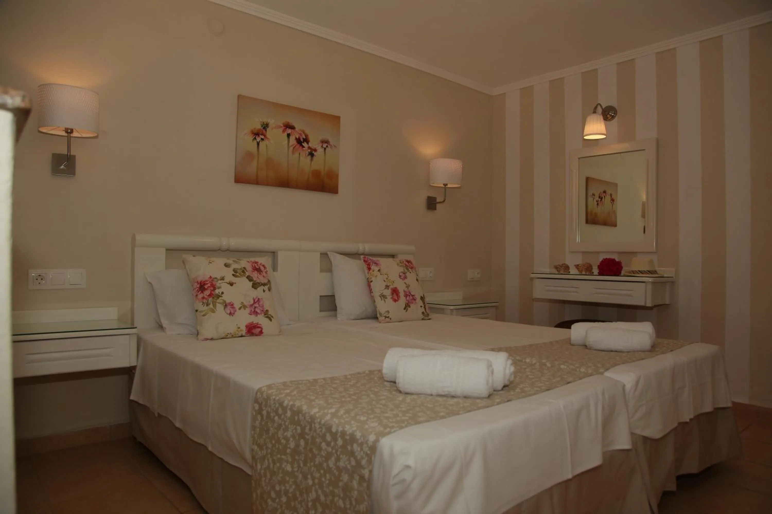 Bed in Blue Sky Apartments