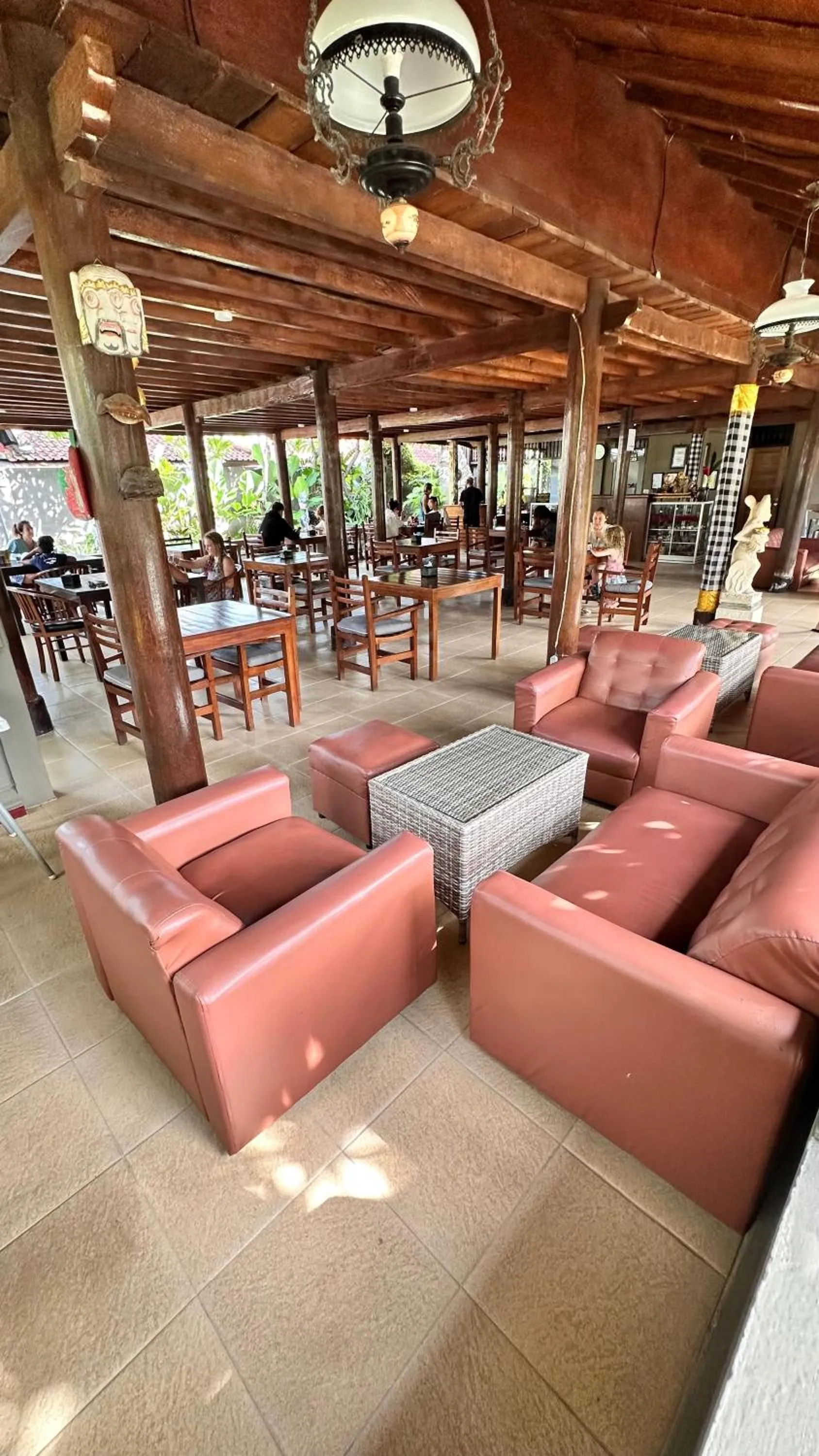 Restaurant/places to eat in Puri Bali Hotel