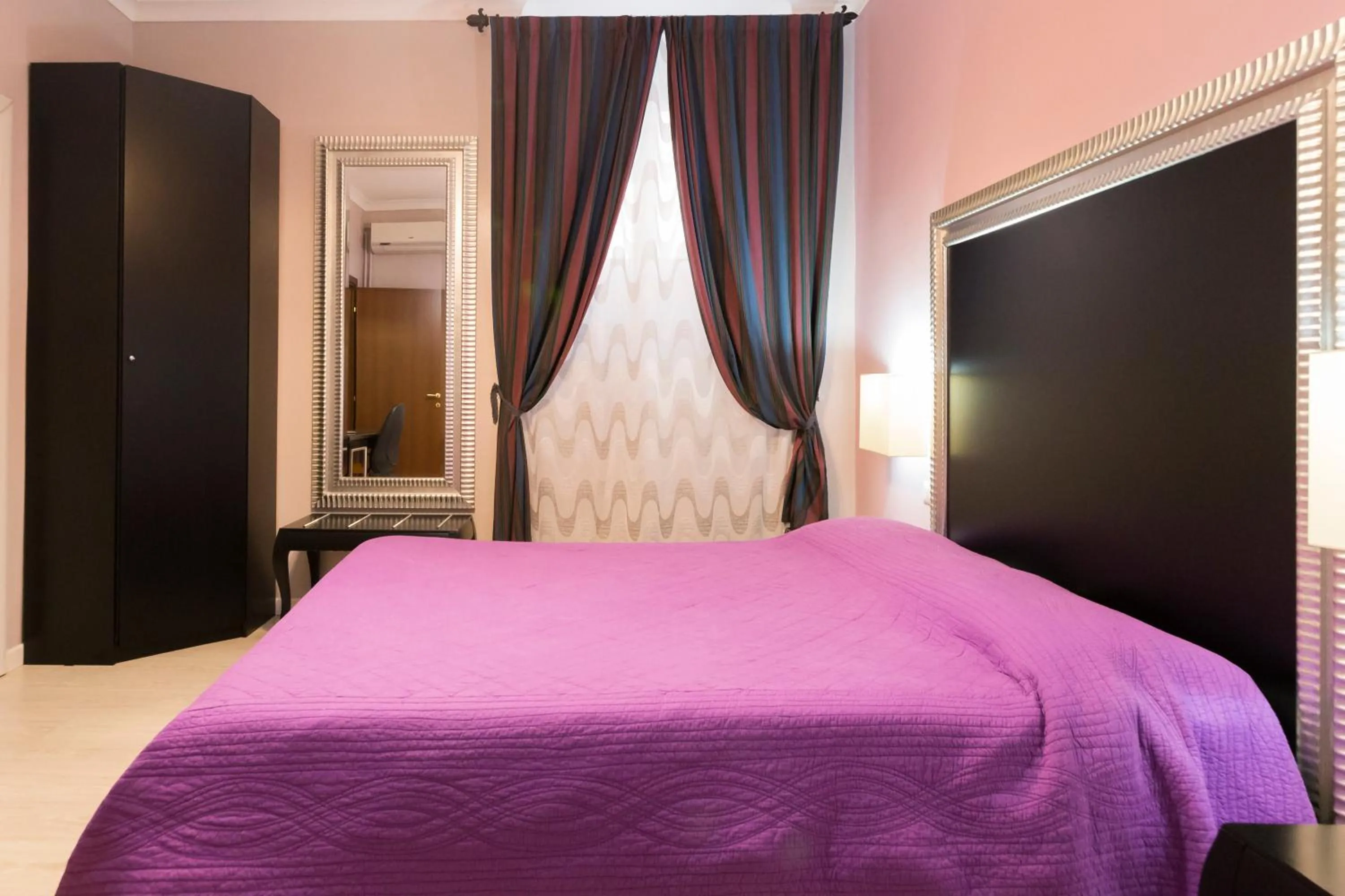 Bedroom, Bed in Ai 7 Scalini