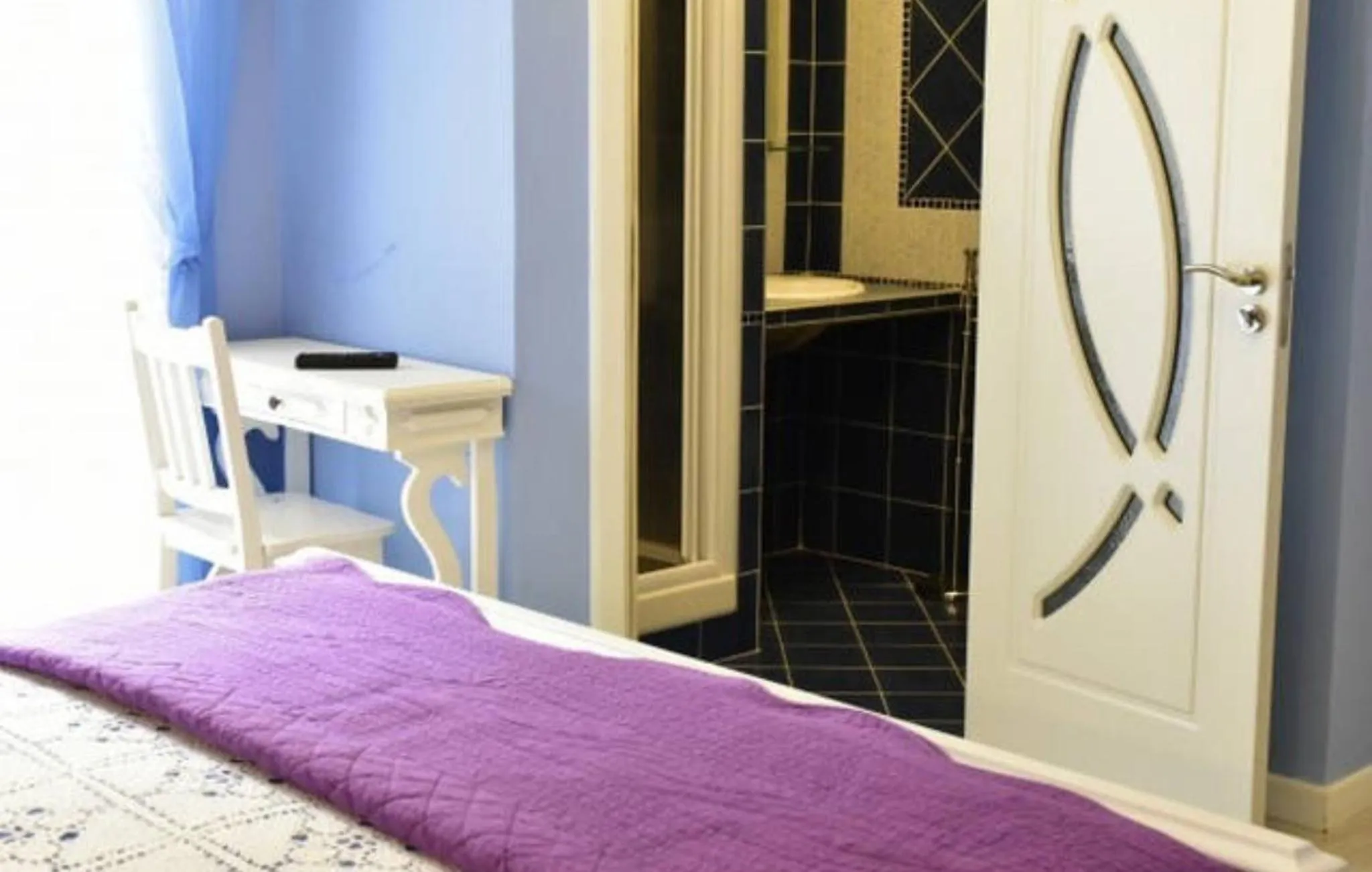 Shower, Bed in Ai 7 Scalini