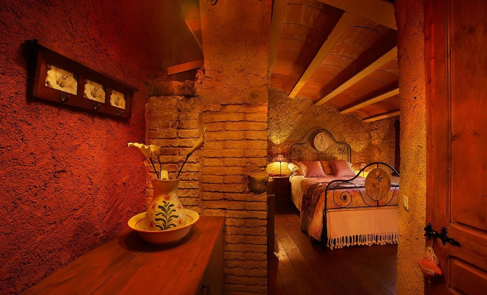Photo of the whole room in Masia El Canalot - Molí Del Pont