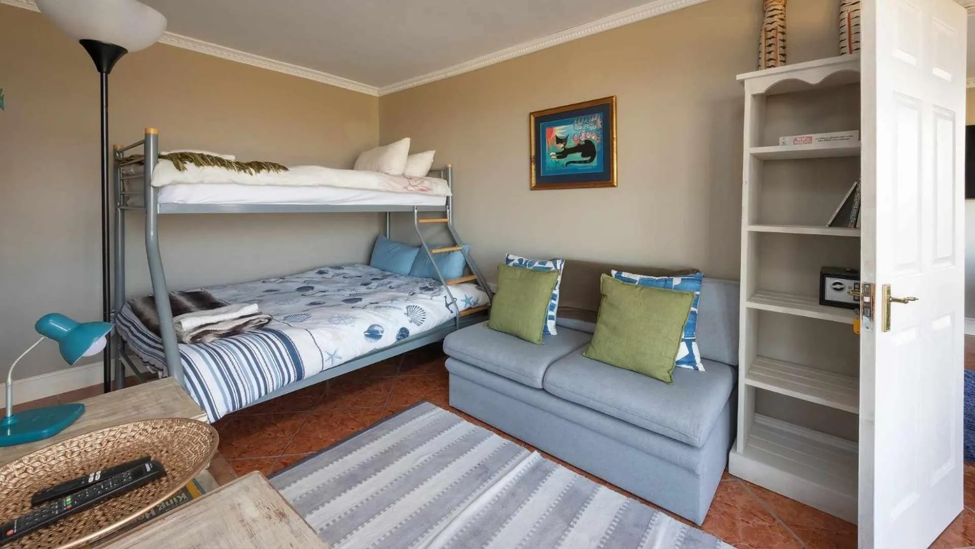 children, Bed in Fly Me To The Moon Guesthouse