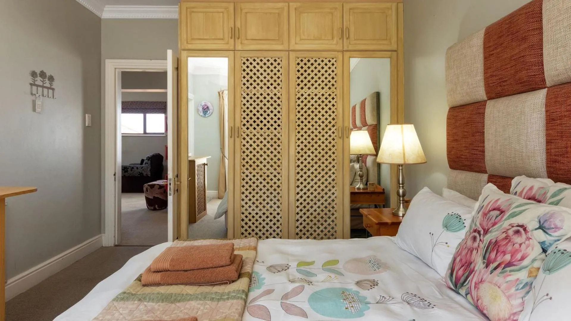 Bed in Fly Me To The Moon Guesthouse