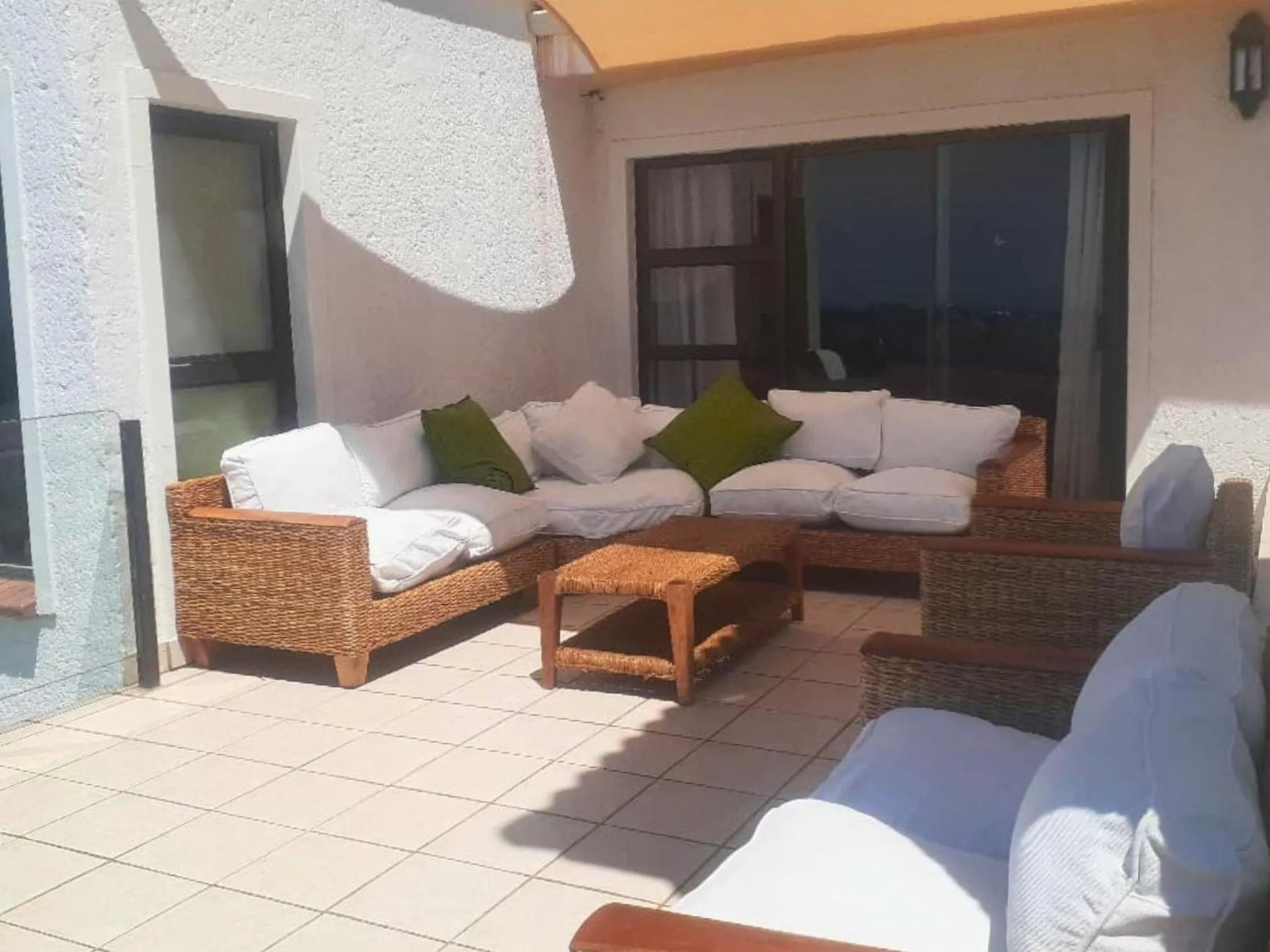 Balcony/Terrace in Fly Me To The Moon Guesthouse