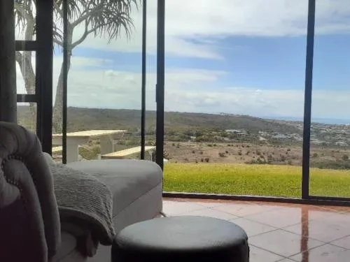 Fly Me To The Moon Guesthouse