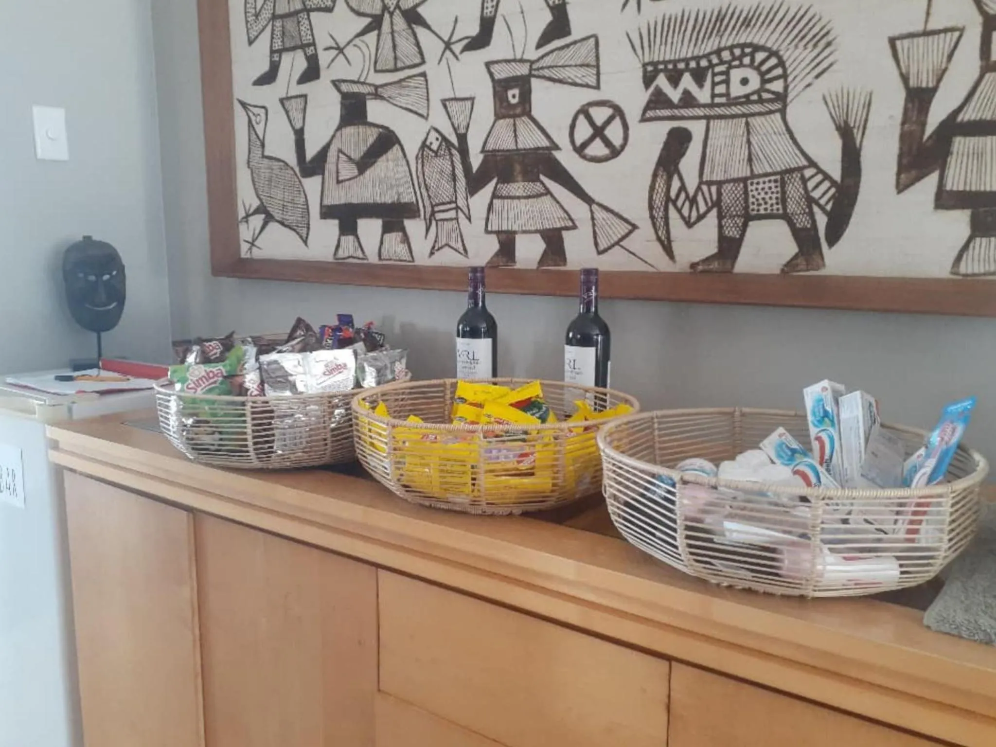 Food and drinks in Fly Me To The Moon Guesthouse