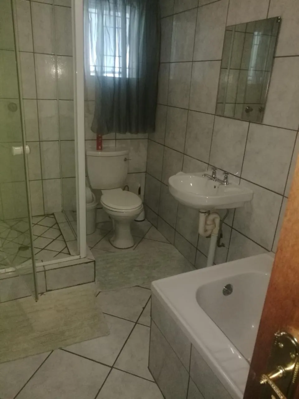 Bathroom in Rustenburg Guesthouse