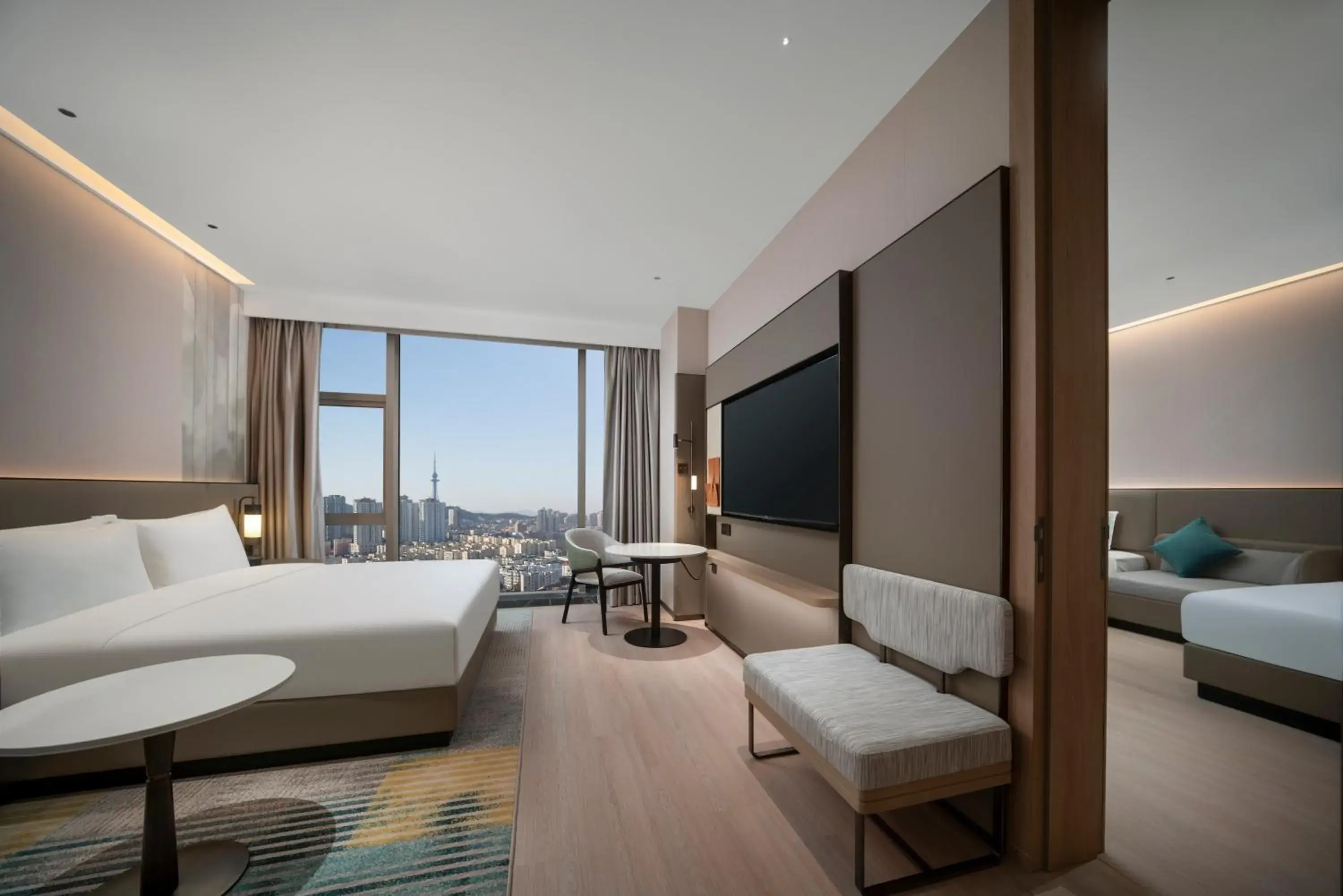 Standard King Room - Disability Access in Holiday Inn Qingdao CBD by IHG Standard King Room - Disability Access in Holiday Inn Qingdao CBD by IHG