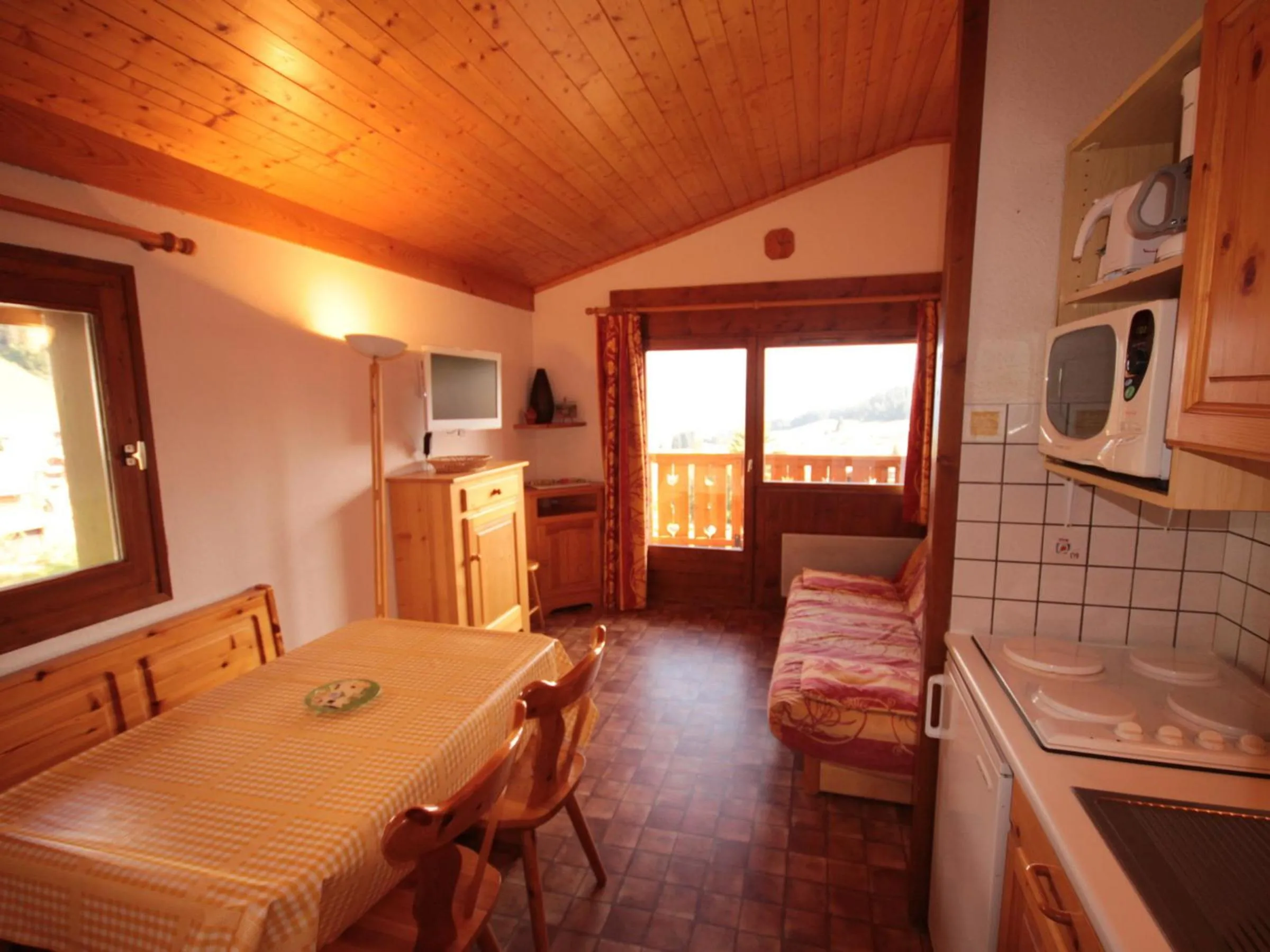 Les Saisies - Appartement Sud 6 pers. avec Balcon - FR-1-293-6