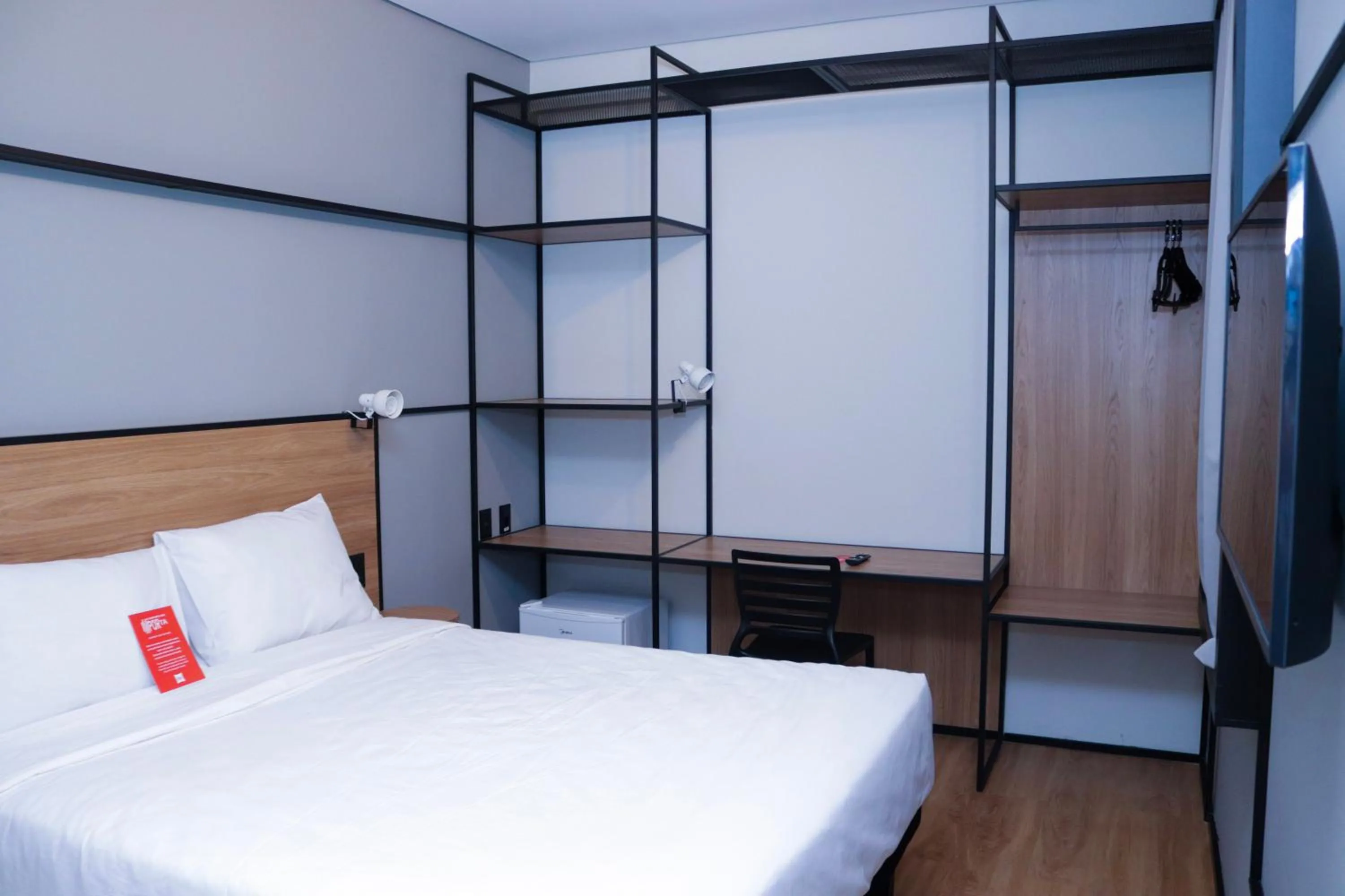 Bed in ibis Primavera do Leste