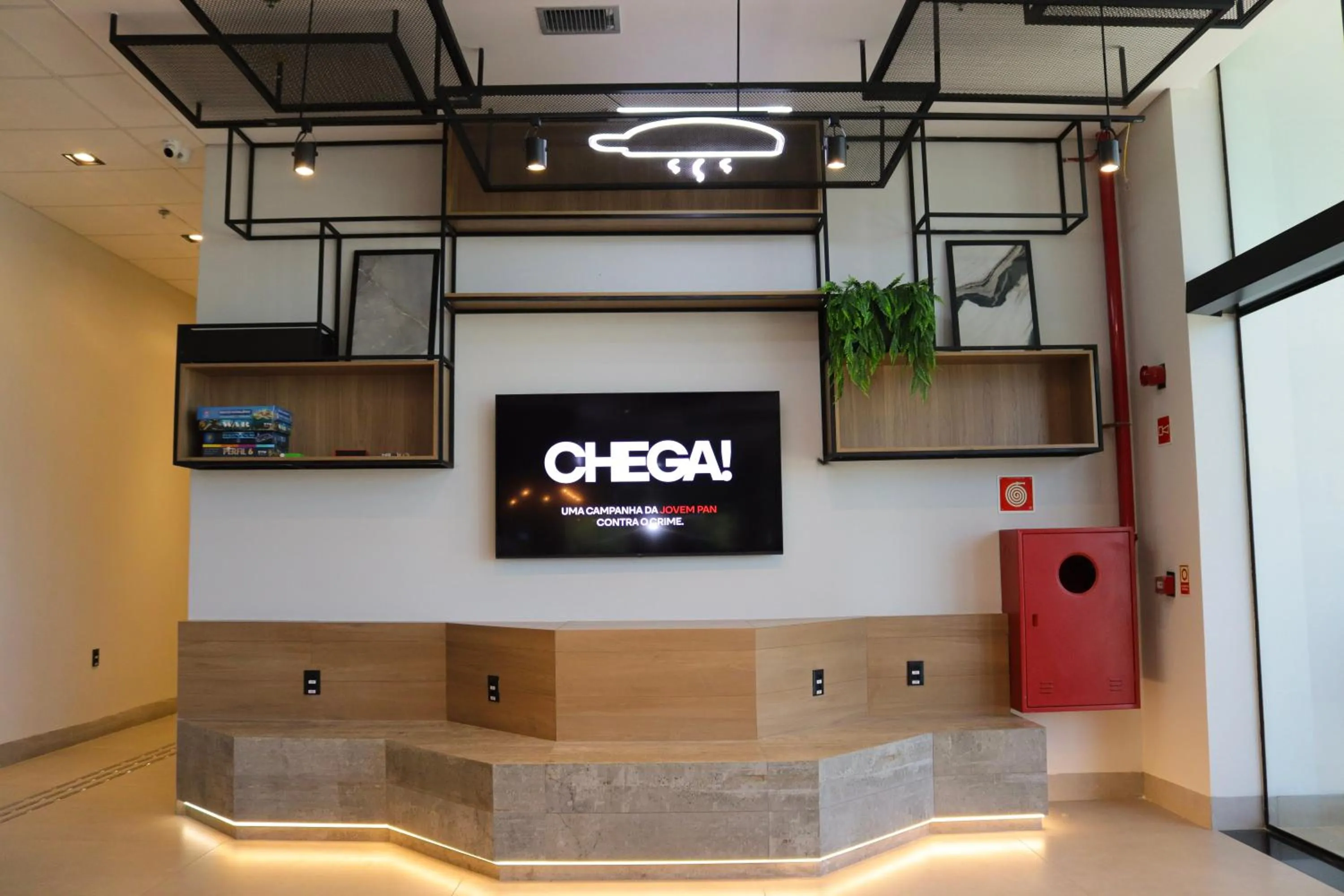 Property logo or sign in ibis Primavera do Leste