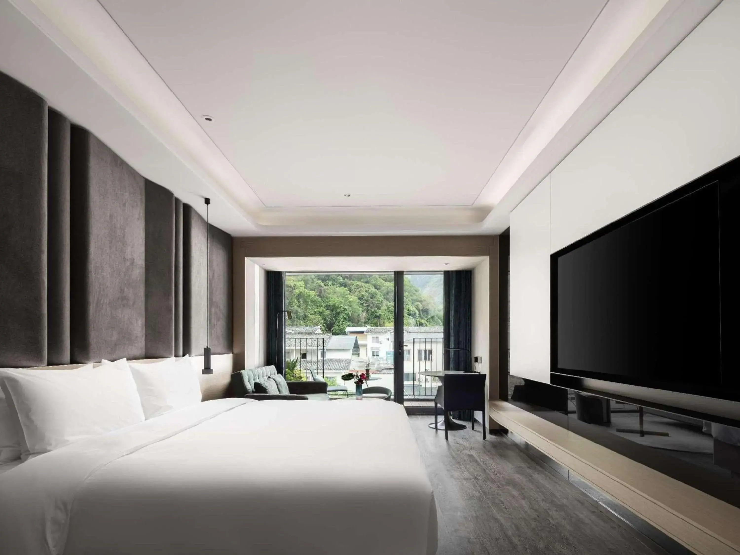 Deluxe King Room in Mercure Guilin Yangshuo Xingping Deluxe King Room in Mercure Guilin Yangshuo Xingping