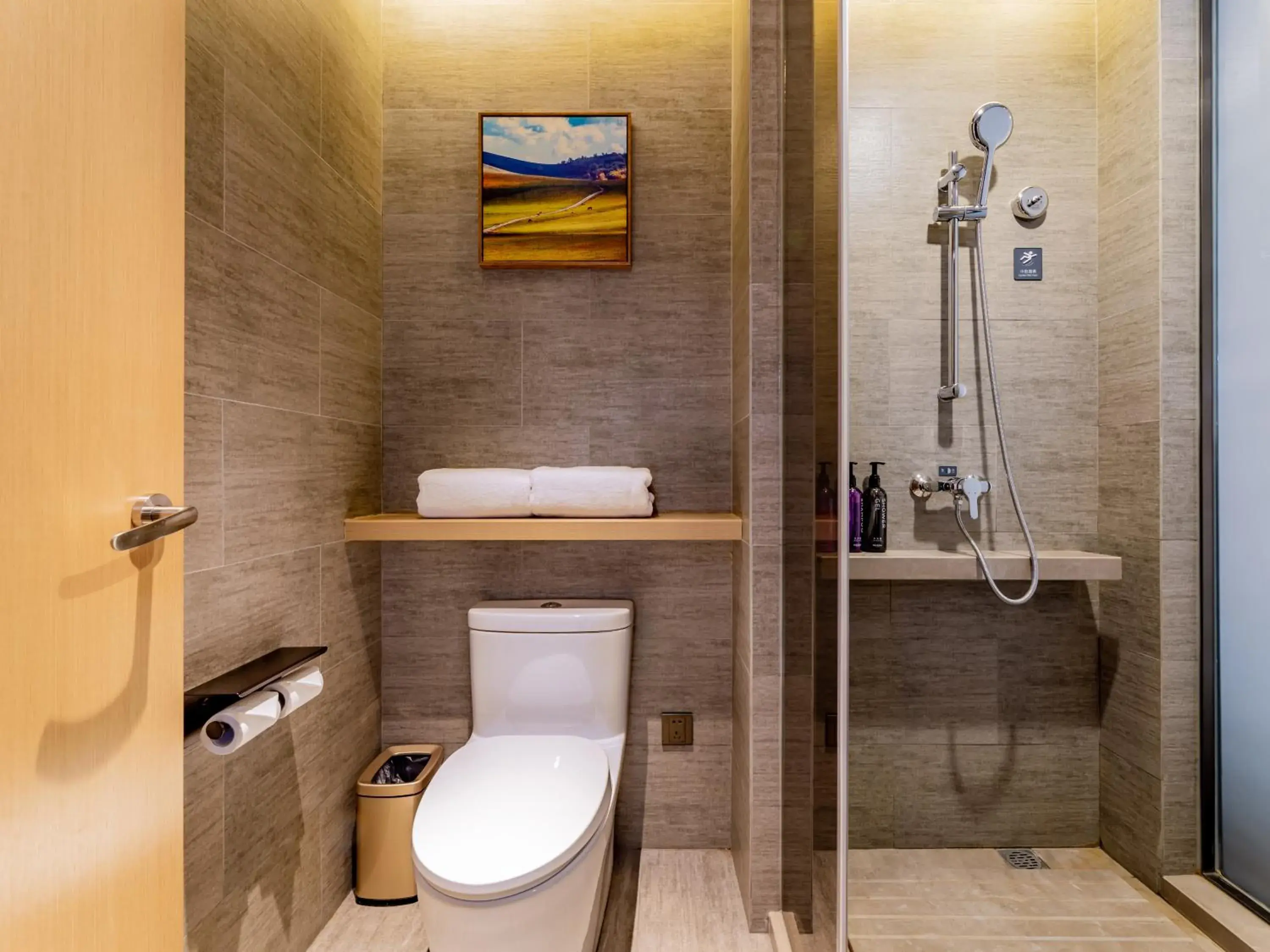 Standard King Room in Mercure Huhhot Economic Zone Standard King Room in Mercure Huhhot Economic Zone