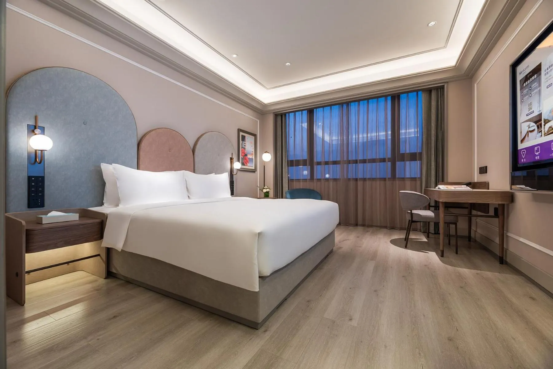 Bed in Mercure Qinhuangdao Downtown