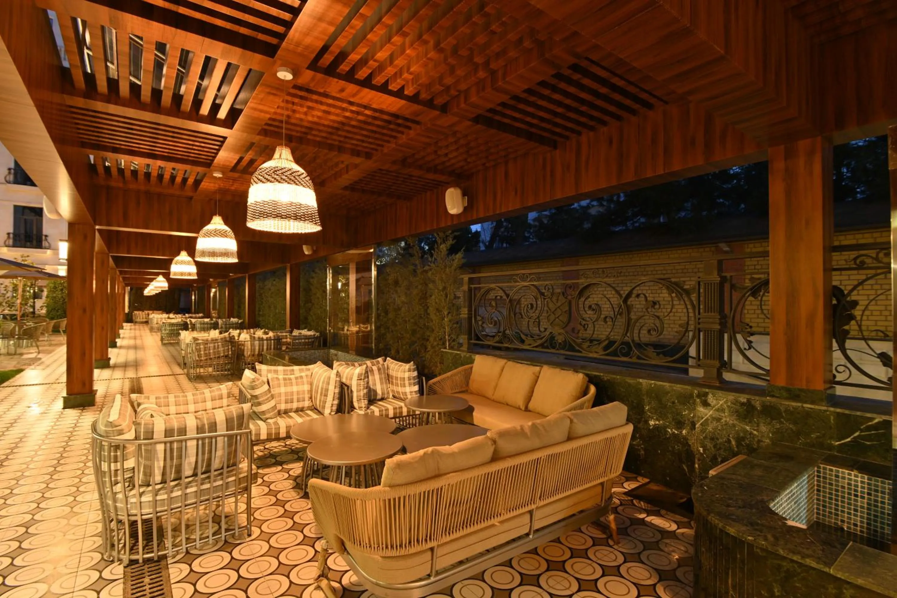 Garden in Mercure Tashkent North