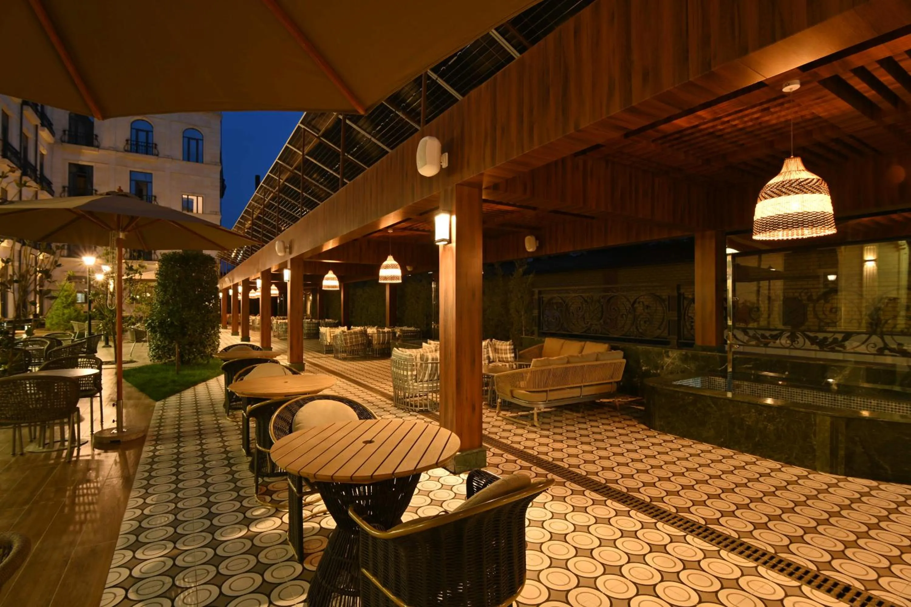 Garden in Mercure Tashkent North